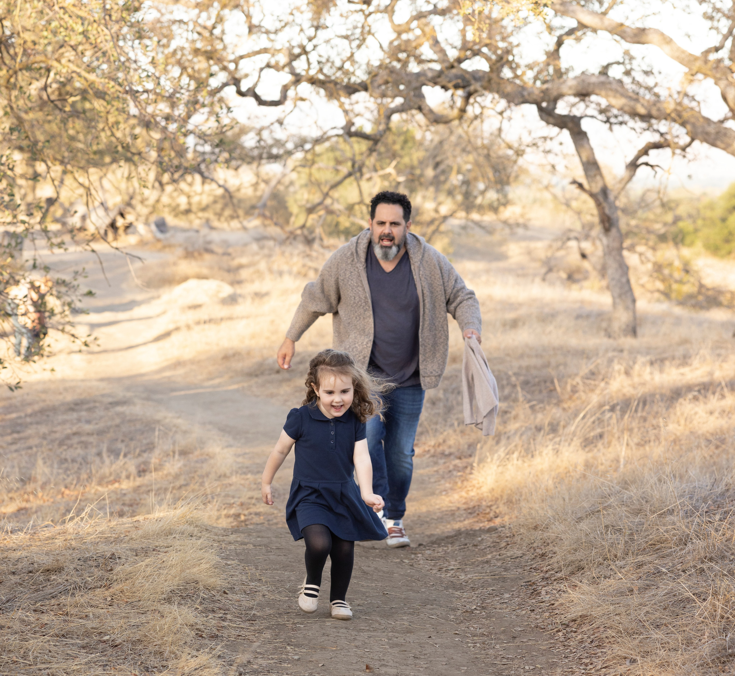 Under the Oaks. Levantera Photo San Francisco Bay Area Photographer Natalia