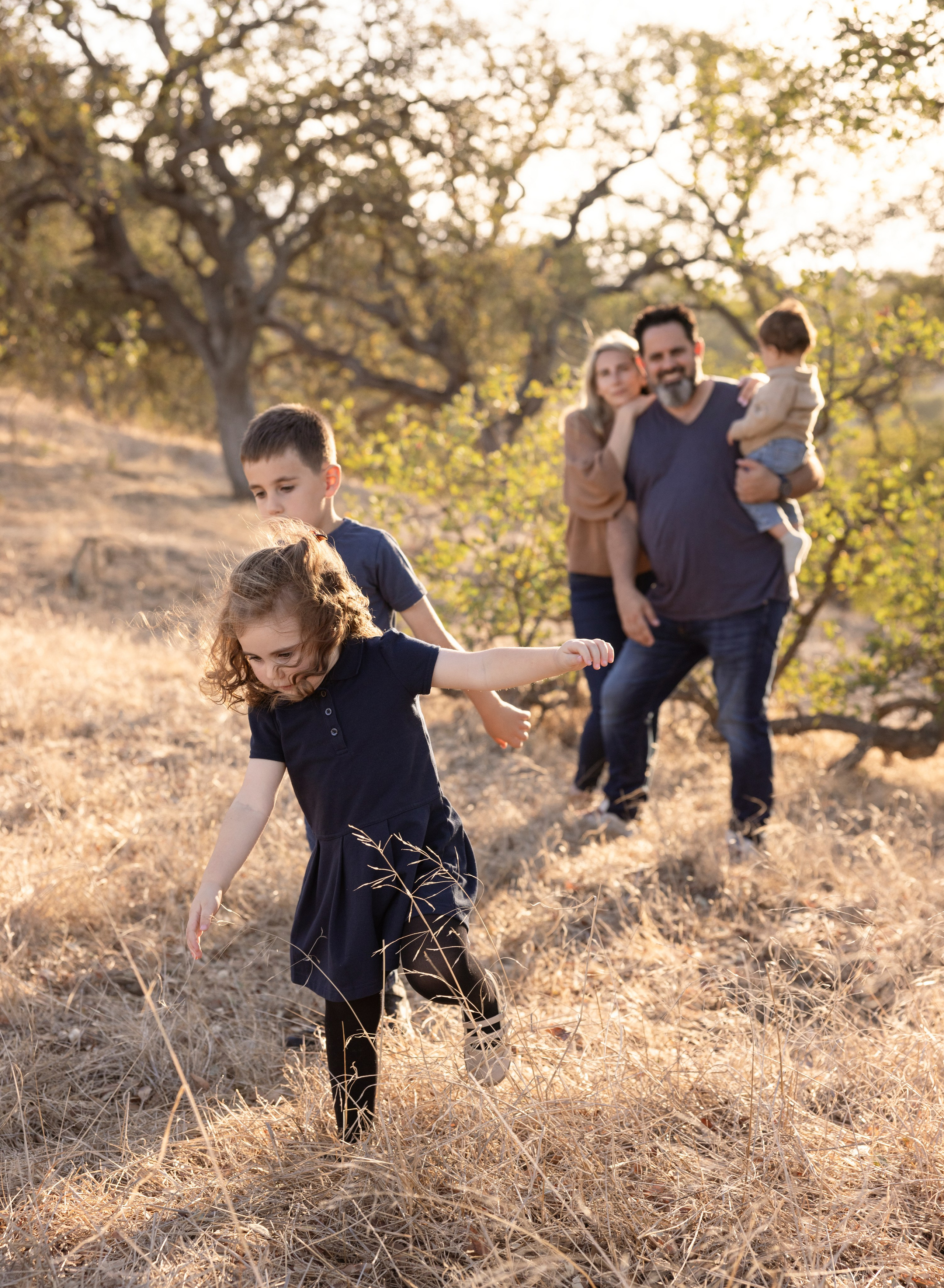 Under the Oaks. Levantera Photo San Francisco Bay Area Photographer Natalia