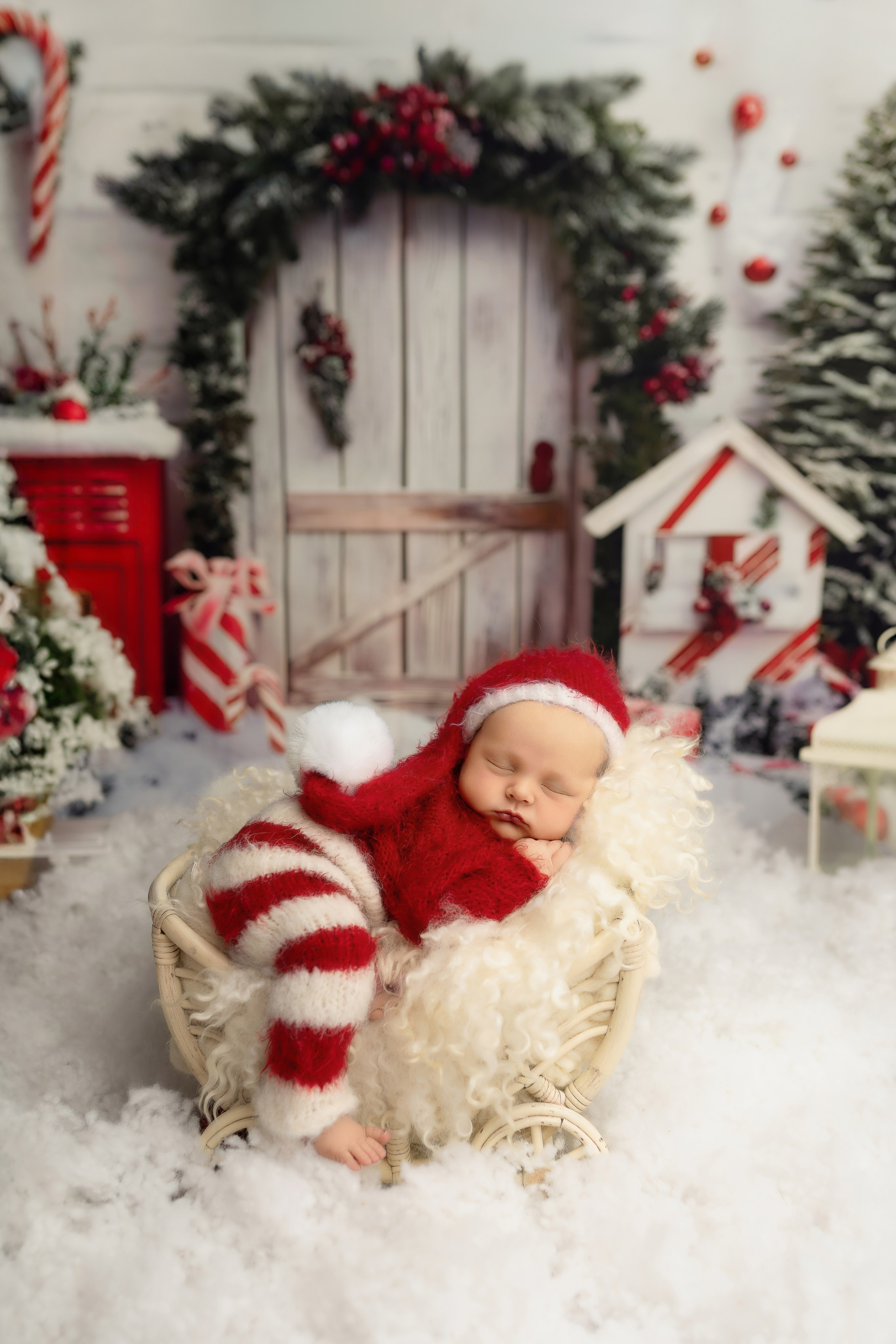 Esu Aleksandra naujagimių ir kudikių fotografė iš Vilniaus