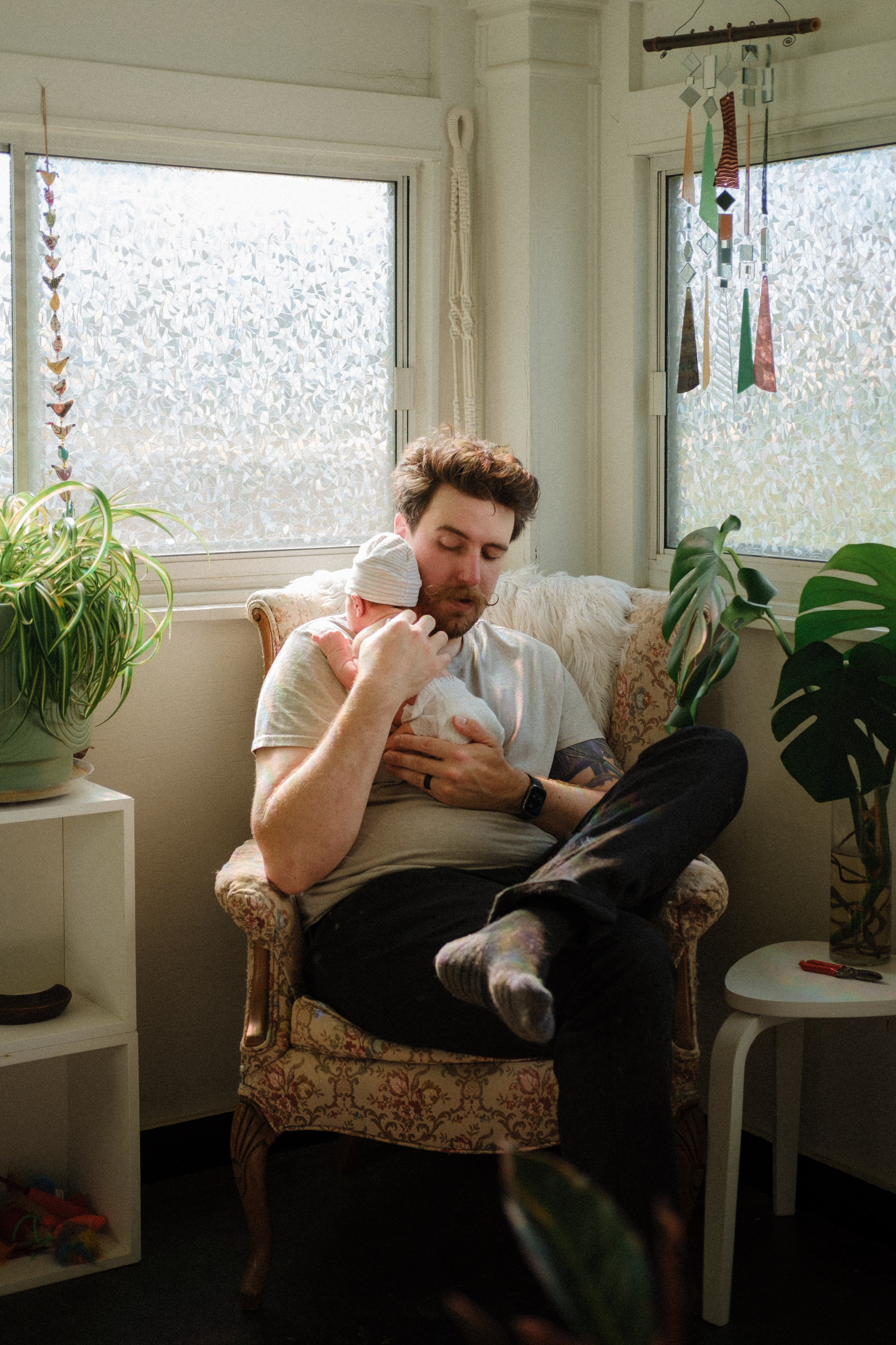 What to Expect from a Relaxed, In-Home Newborn Photo Session | Richmond, VA. Family Photographer Anna Dobrovolskaia | Richmond, VA