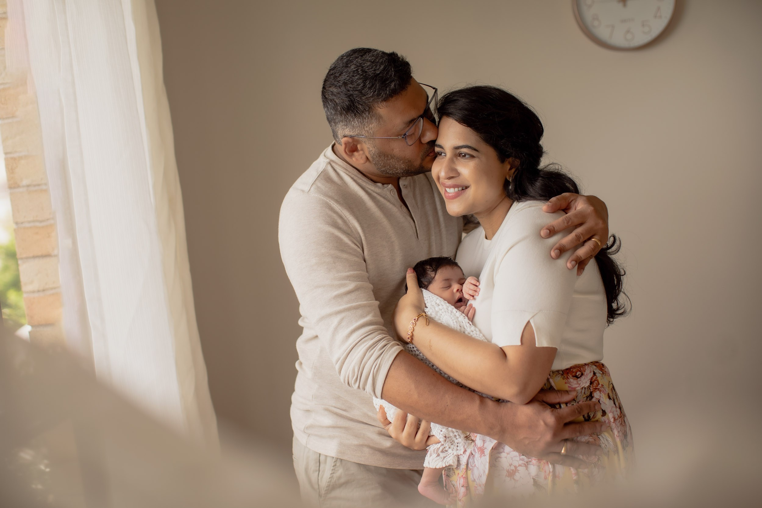 Why Choose a Lifestyle Newborn Photoshoot. Family and Maternity Photography in Sydney, Hills District