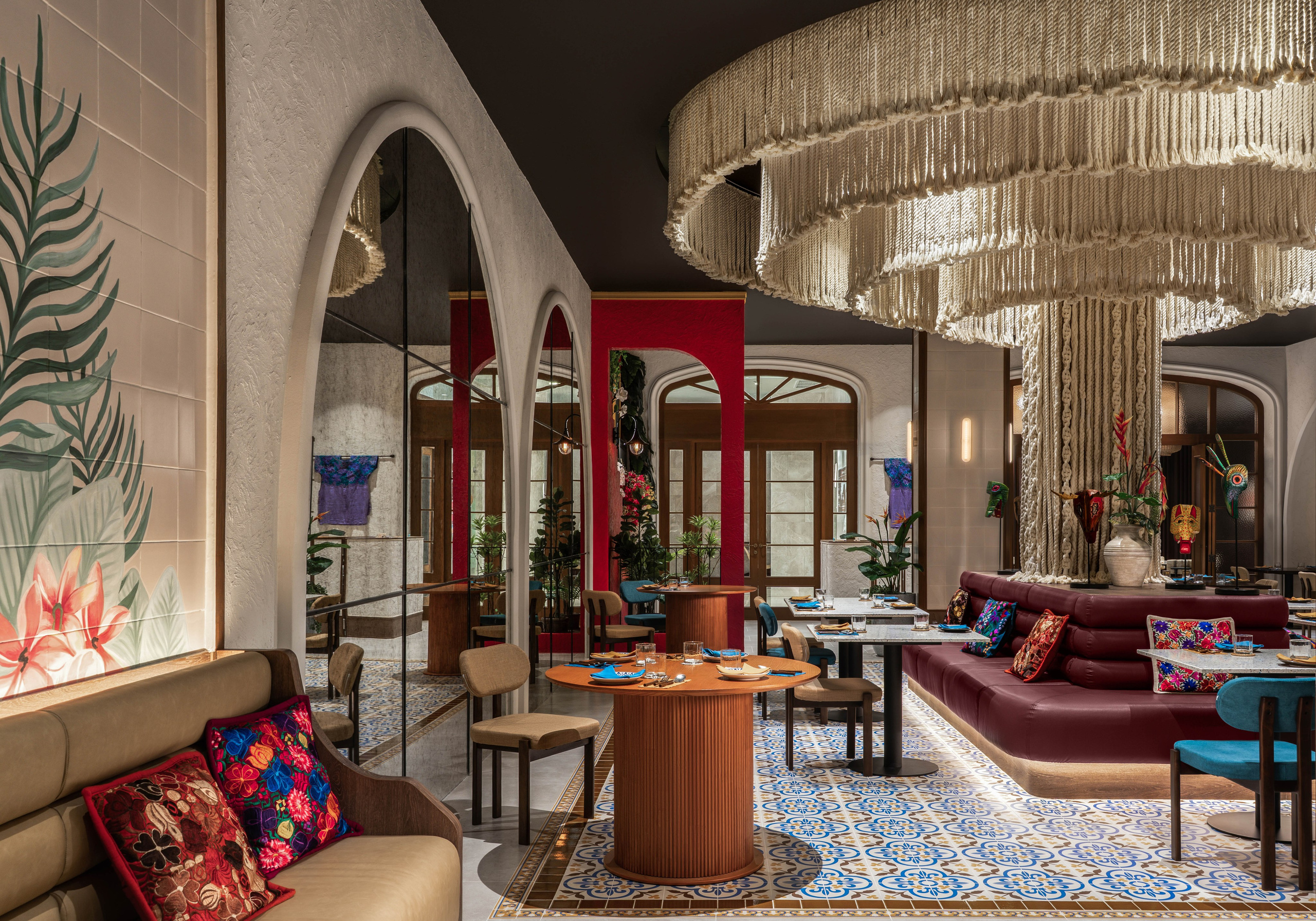 Ресторан Macaria Bangkok. Interior photographer in Phuket | Perelude Interior