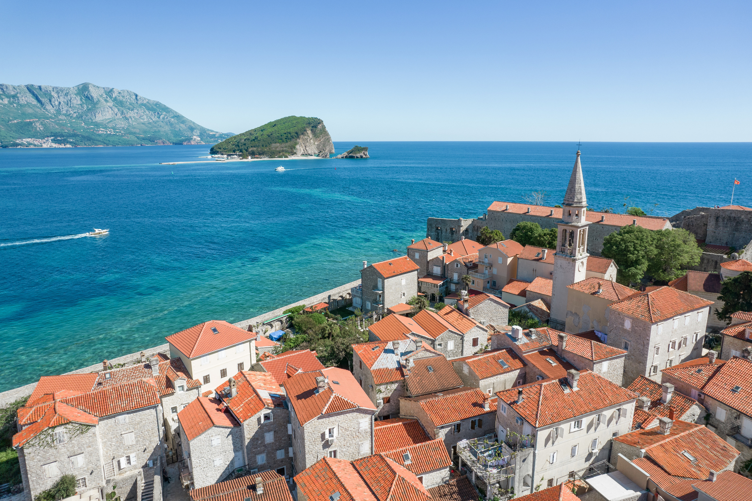 Feiring av Slava: En tradisjonell familiær høytid i Montenegro
