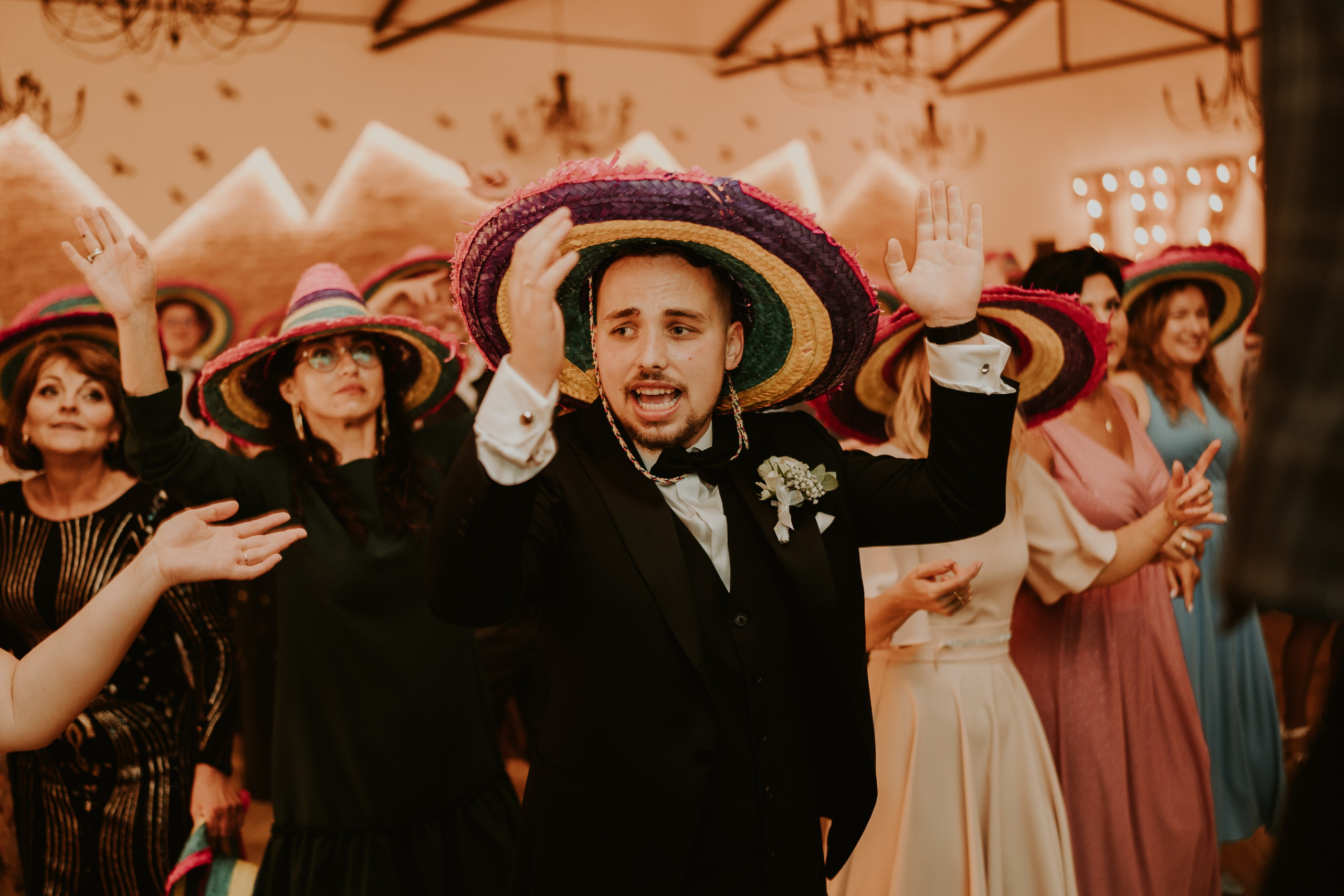 Trzy Drzewa: wspaniała uroczystość Wiktorii i Kamila. Karkowskafoto - fotografia miłości