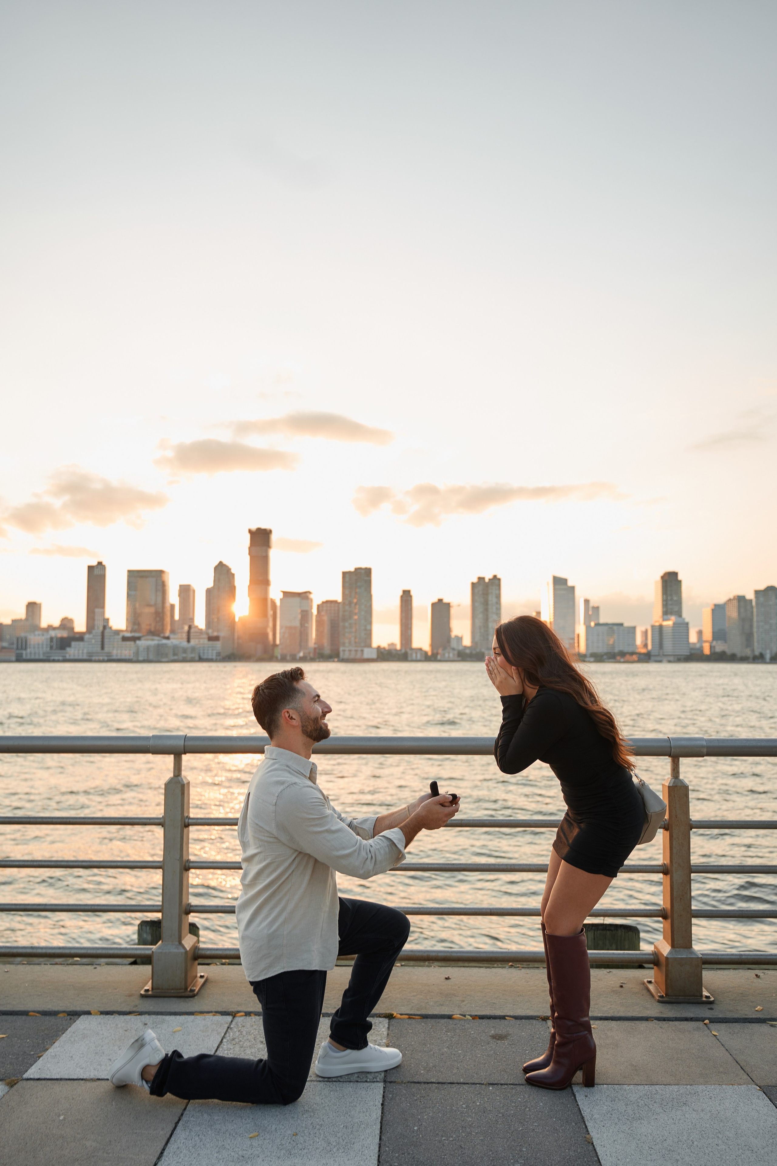 Surprise Proposal in New York. Professional Wedding and event photographer USA New York