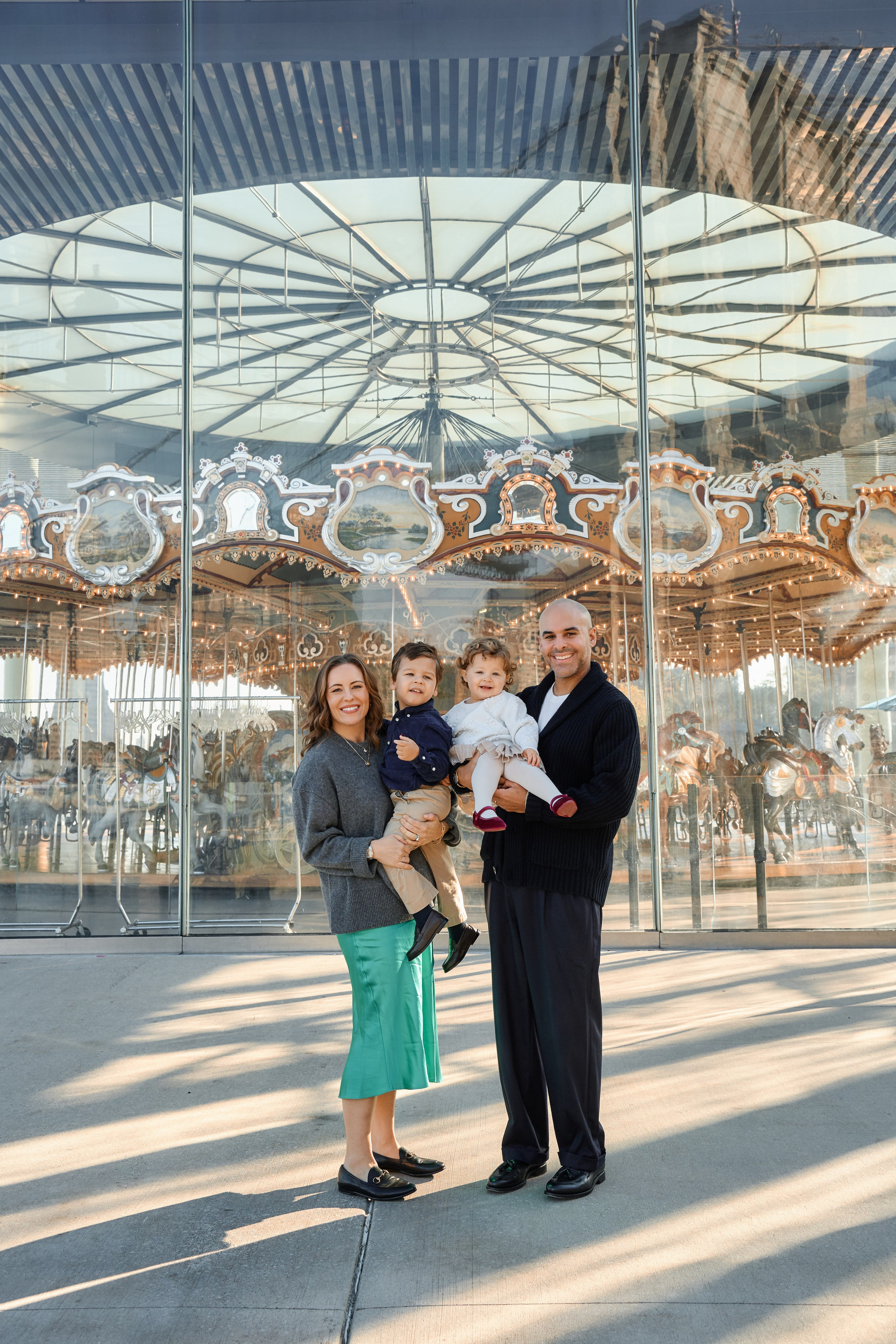 Family photo service New York / Experienced photographer. Professional Wedding and event photographer USA New York