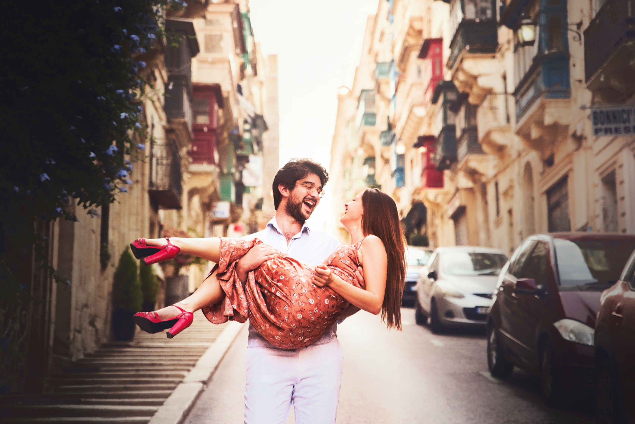 Strolling photoshoot/ Love story. Family and Children Photographer /Φωτογράφος