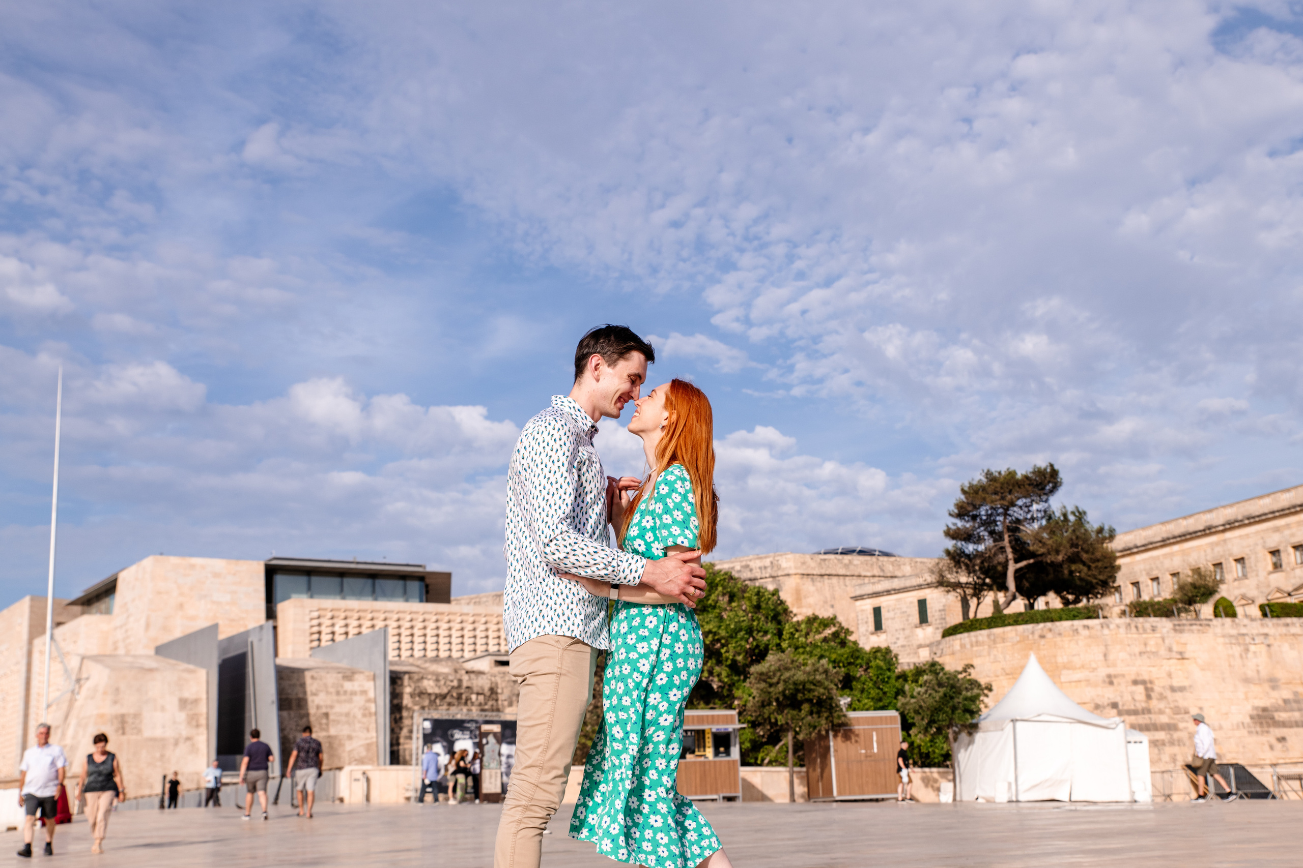 Strolling photoshoot/ Love story. Family and Children Photographer /Φωτογράφος