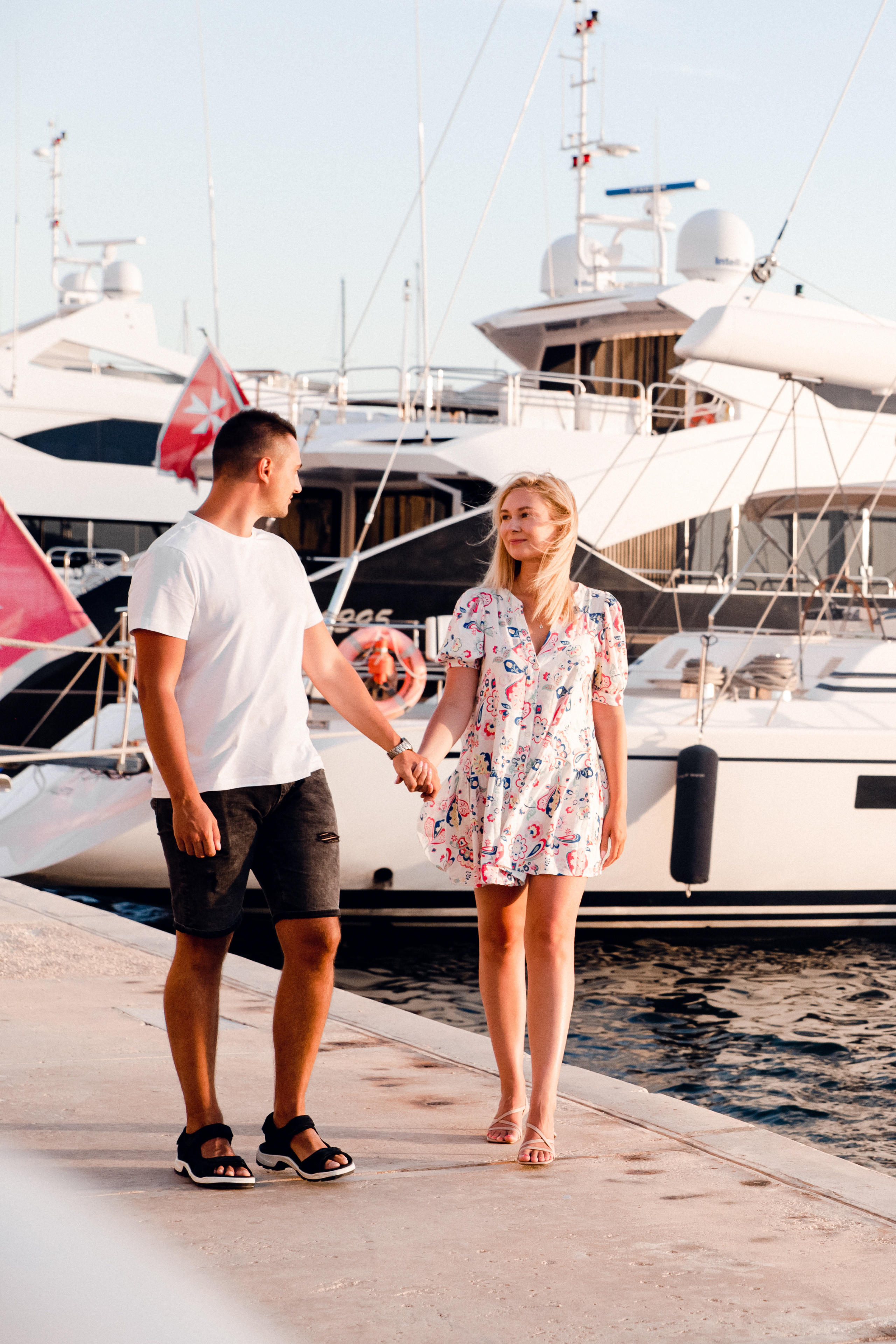 Strolling photoshoot/ Love story. Family and Children Photographer /Φωτογράφος