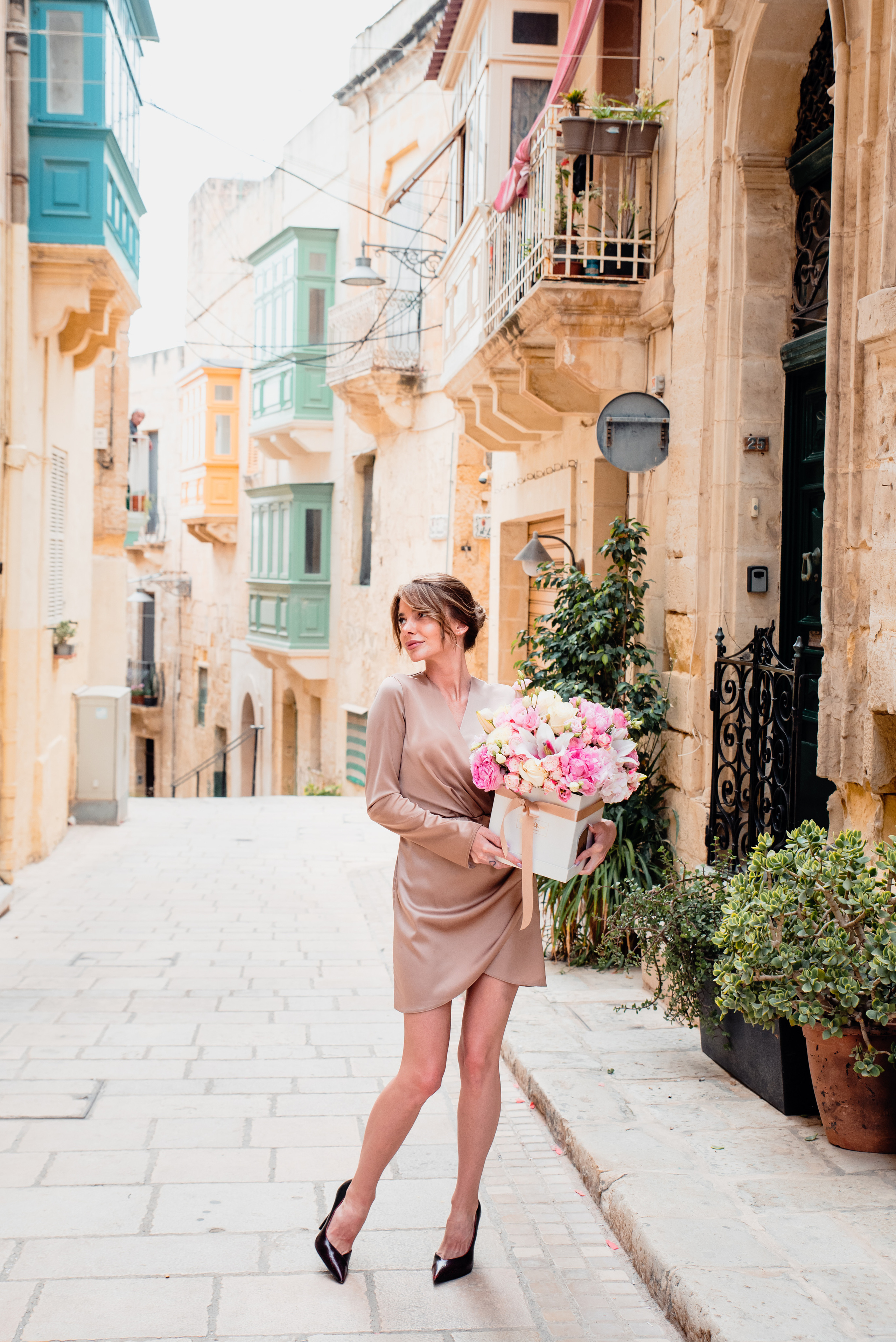 Strolling photoshoot/ Love story. Family and Children Photographer /Φωτογράφος