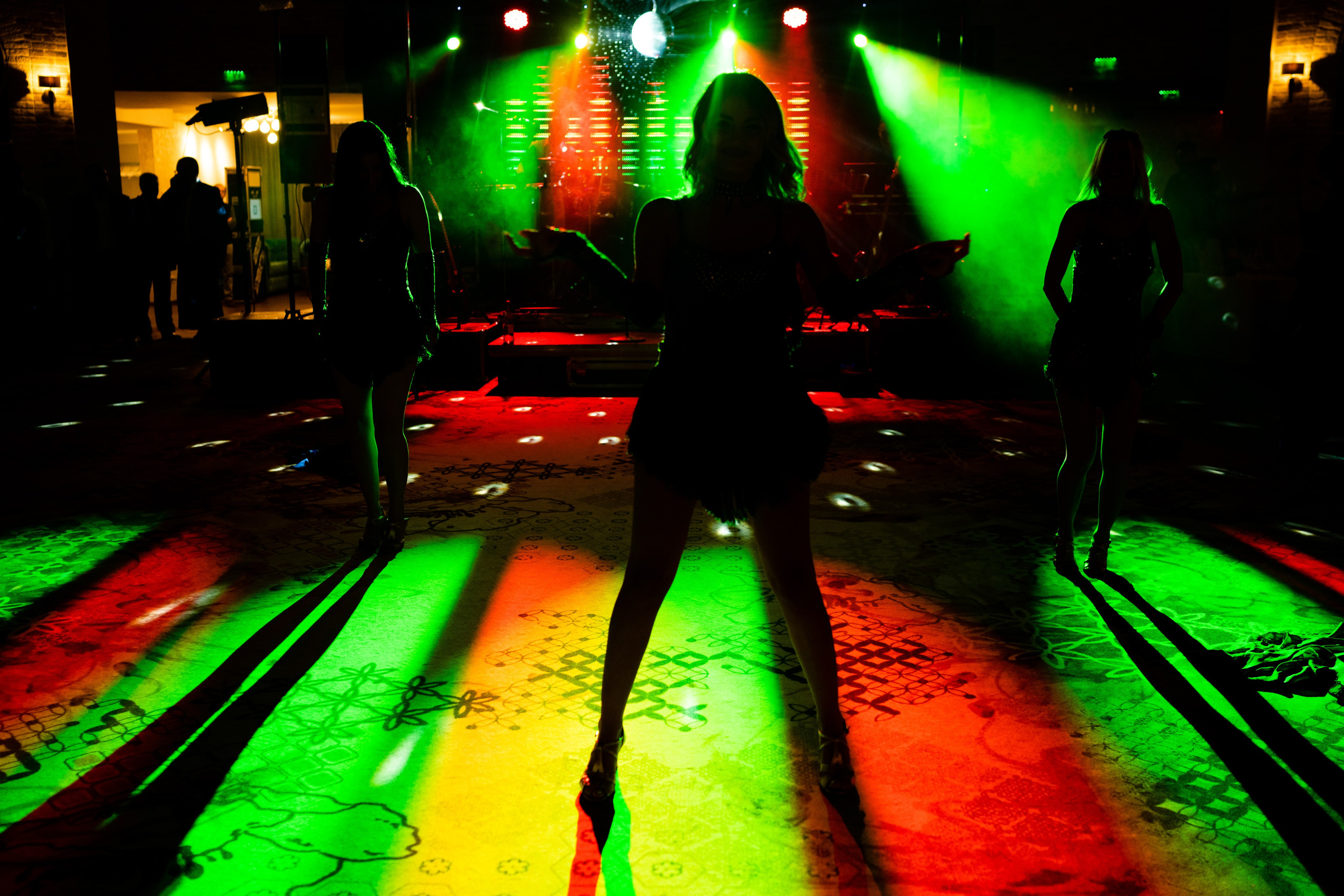 Elena & Cristi. Acasă