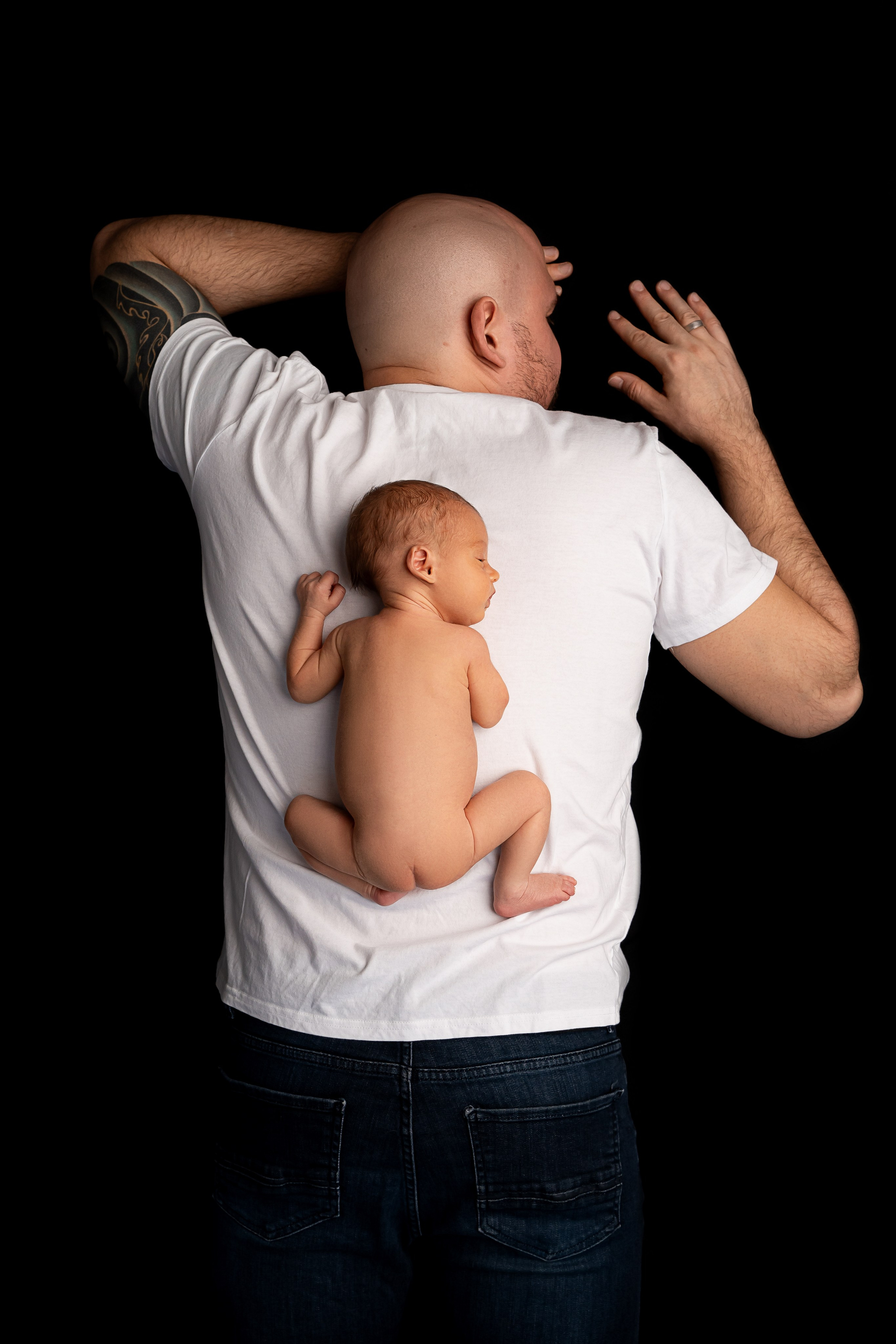 Neugeborenenfotos in Berlin – Studio oder bei Ihnen zu Hause