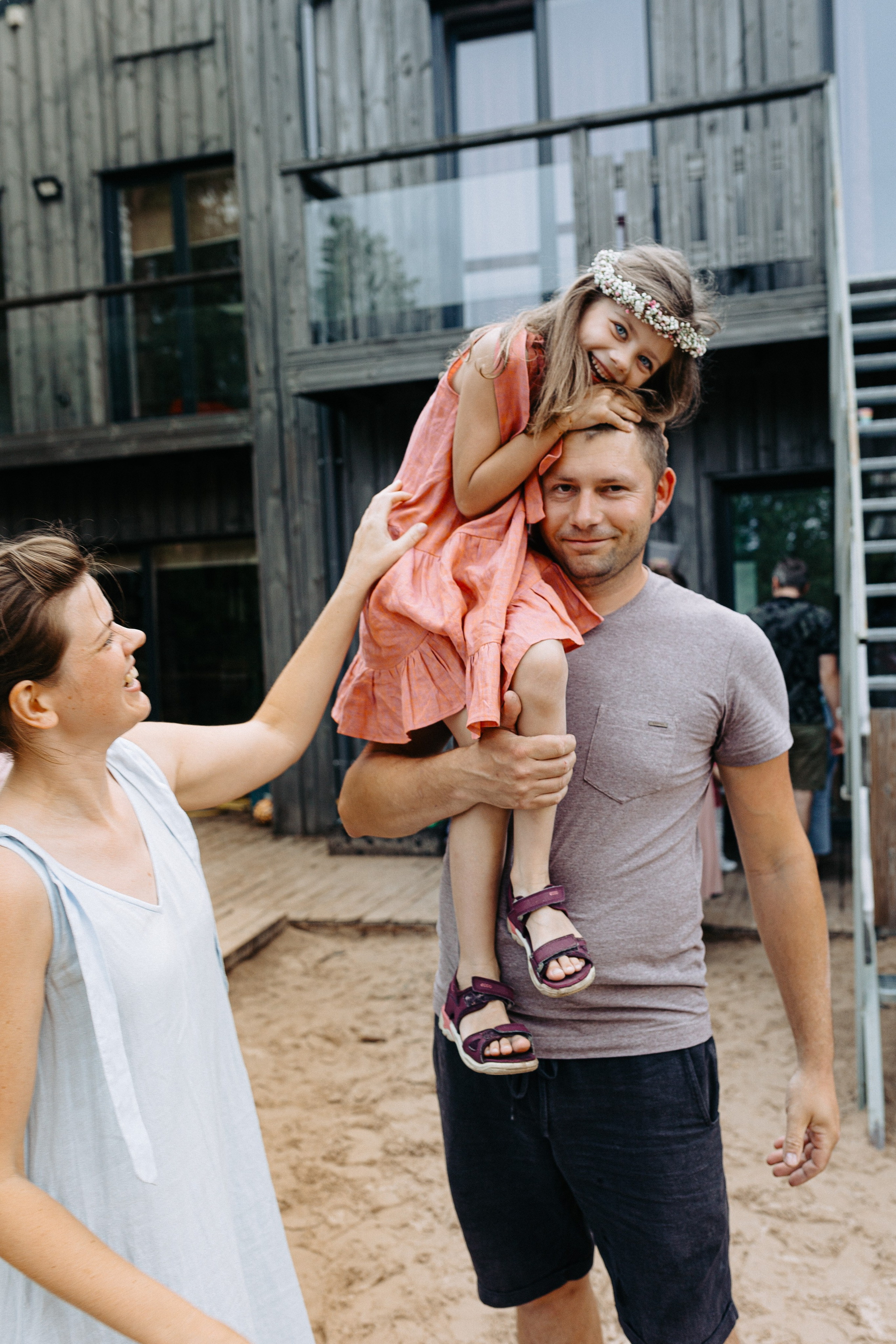 Ģimenes portrets 5min TELPĀ 2