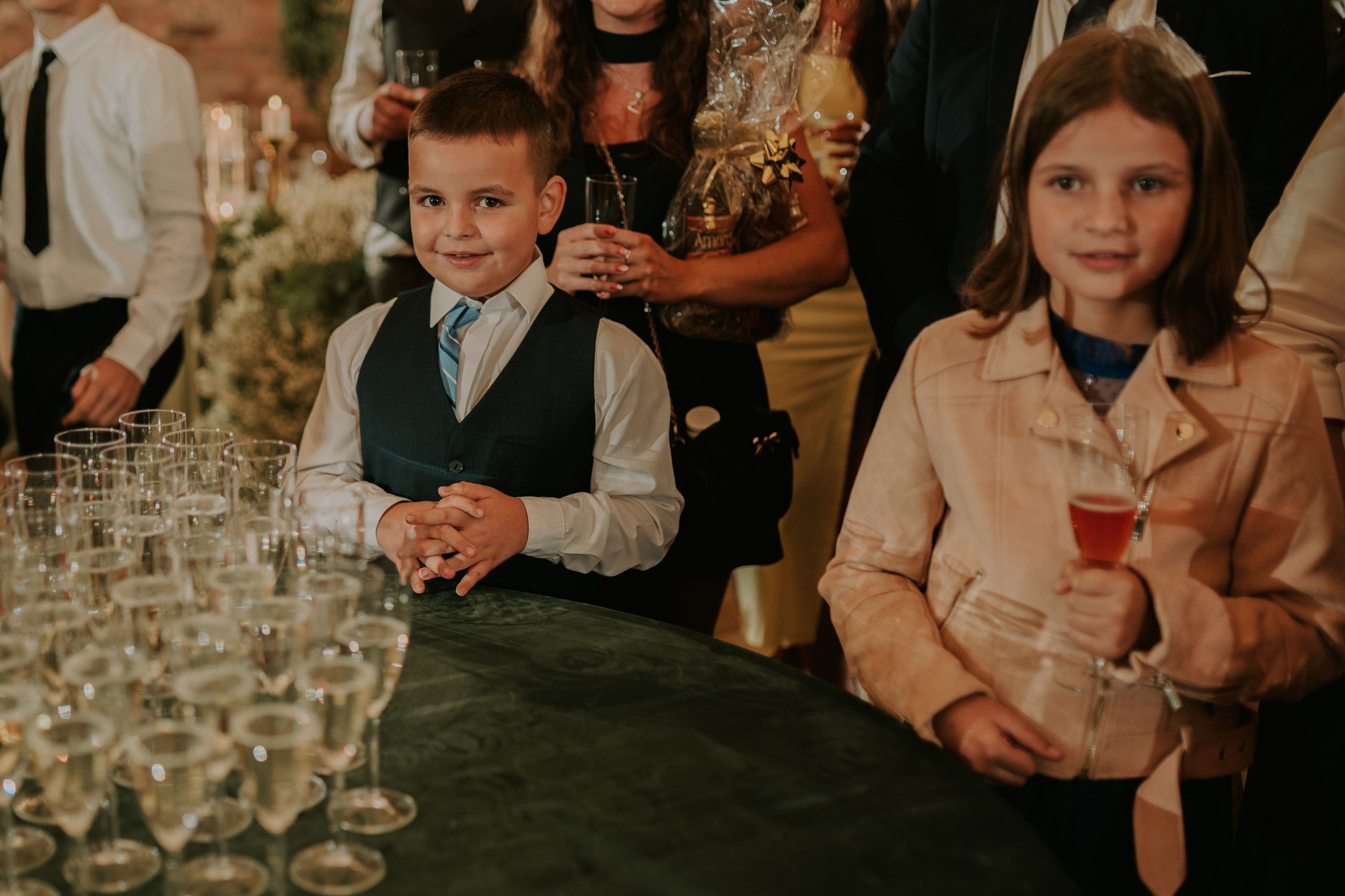 Trzy Drzewa: wspaniała uroczystość Wiktorii i Kamila. Karkowskafoto - fotografia miłości