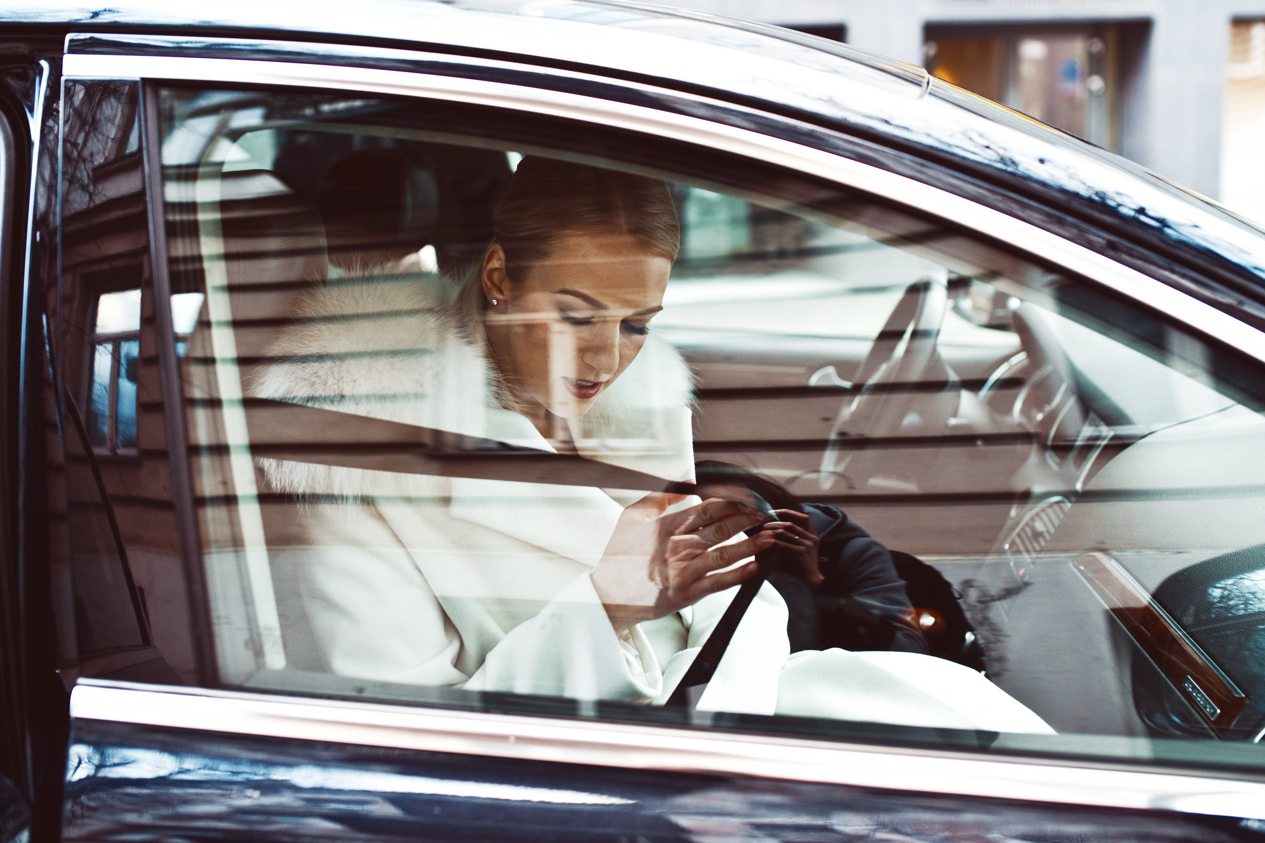 Vestuvių fotosesija, ceremonija, Vestuvių pasiruošimo fotografavimas. Vestuvių fotografas Vilnius Trakai kaina vestuvių fotografavimas fotografė personal.lt photogrpahy kainos jaunoji jaunikis nuotaka santuoka vestuvės, profesionali natūrali meninė reportažinė klasikinė fotosesija, vestuvių fotosesija gamtoje dvare