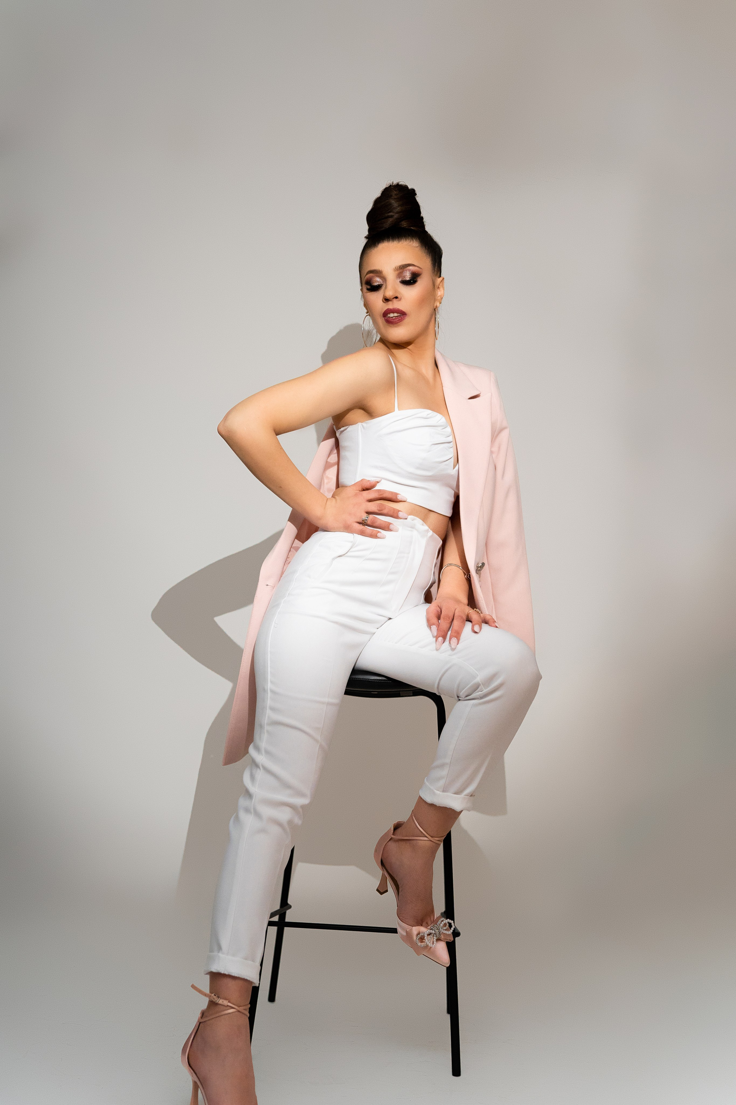 Ladies. Photographer in Paris, shootings in Paris