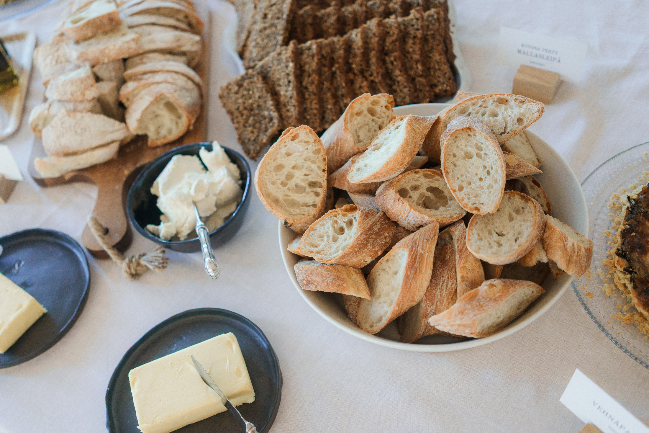 Hääkuvaus Hangossa – Upea merellinen hääpäivä S&R: n kanssa. Häävalokuvaaja Hanko