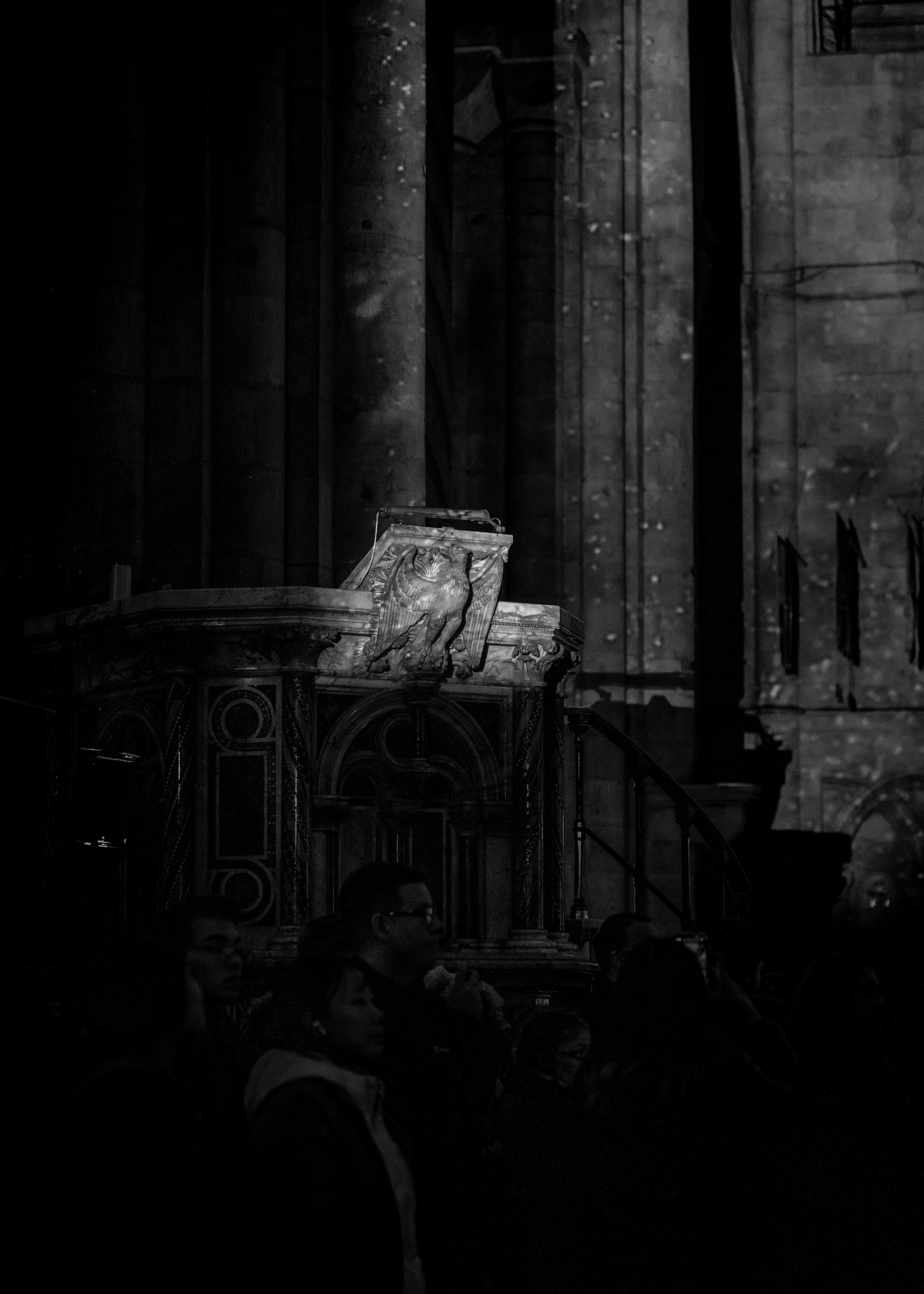 Luxmuralis. Expect Miracles Photography by Kate & Andrew