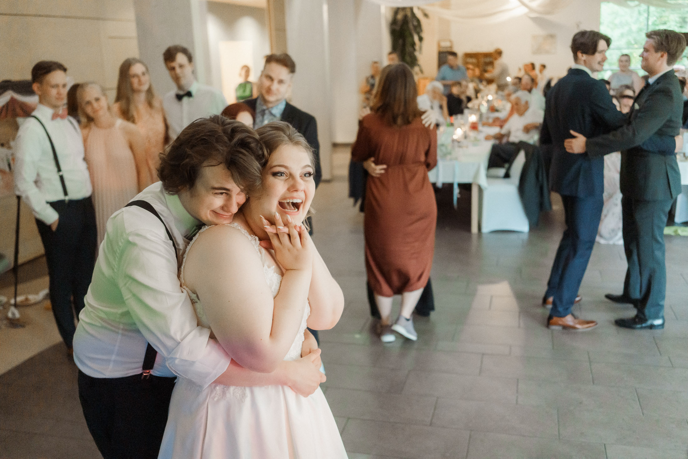 Charlotta ja Dennis, dokumentaarinen hääkuvaus Seinäjoki