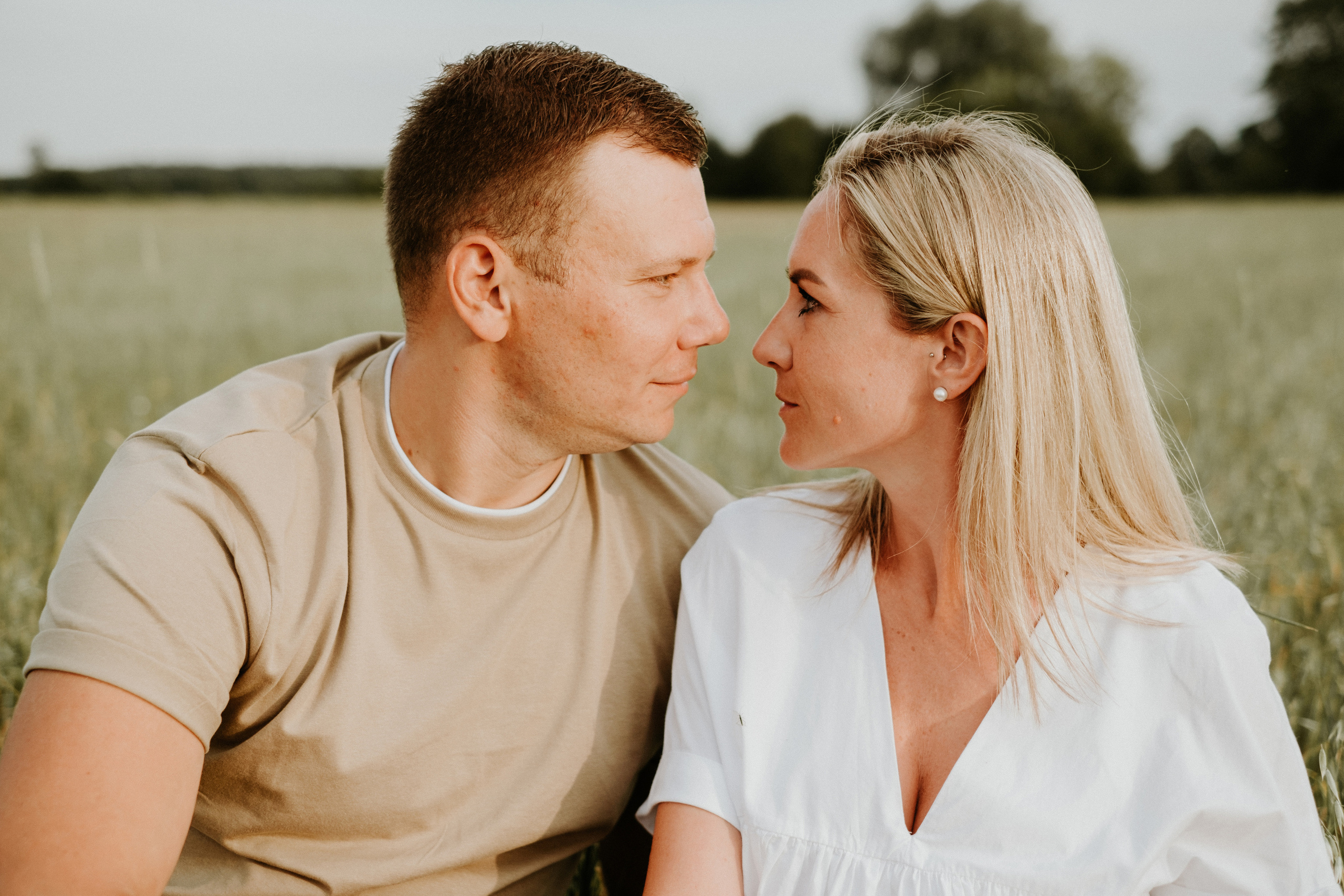 Anastasija & Gļebs | Pirmskāzu fotosesija. Kāzu × Ģimenes notikumu fotografs Edgars Kalniņš