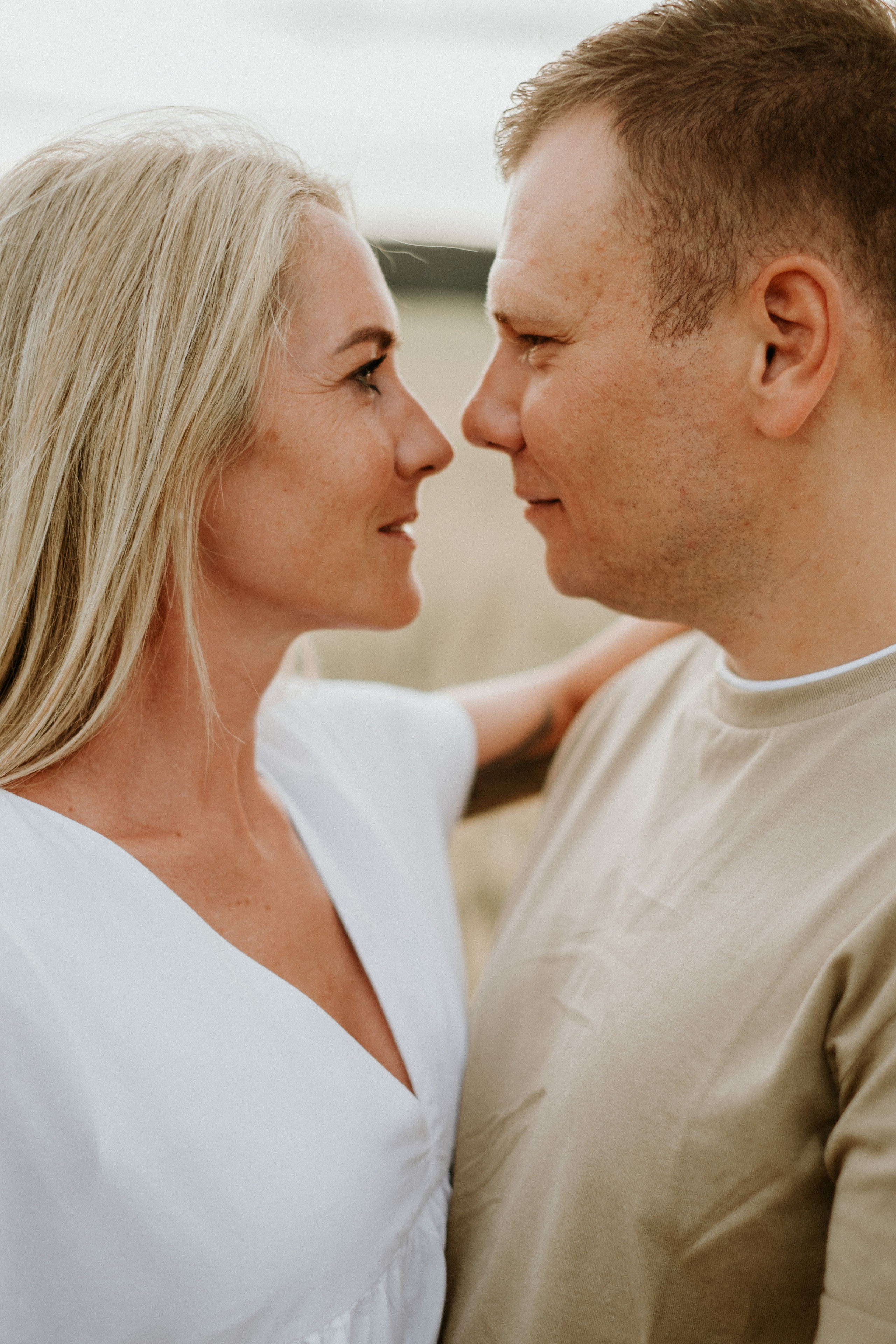 Anastasija & Gļebs | Pirmskāzu fotosesija. Kāzu × Ģimenes notikumu fotografs Edgars Kalniņš