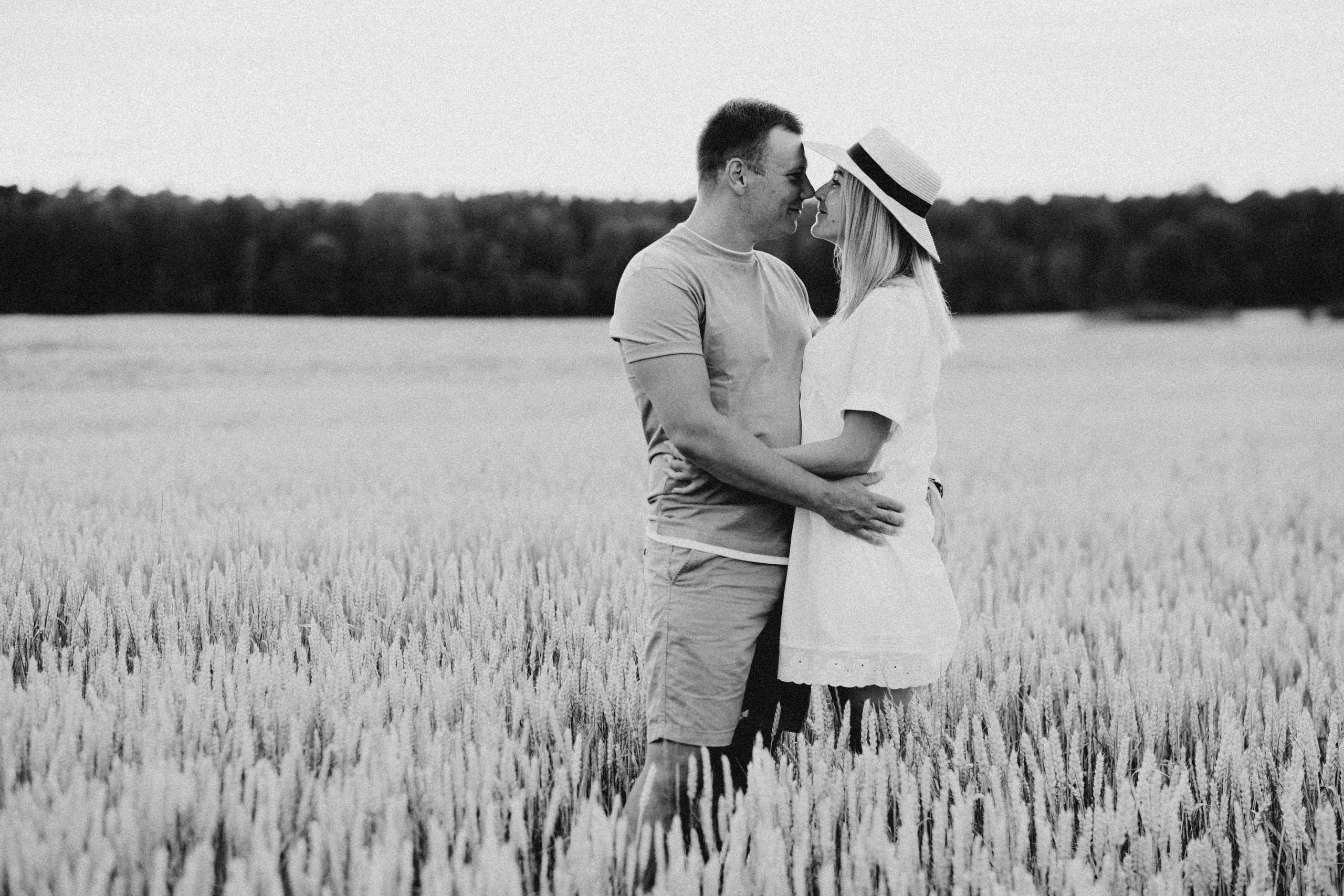 Anastasija & Gļebs | Pirmskāzu fotosesija. Kāzu × Ģimenes notikumu fotografs Edgars Kalniņš