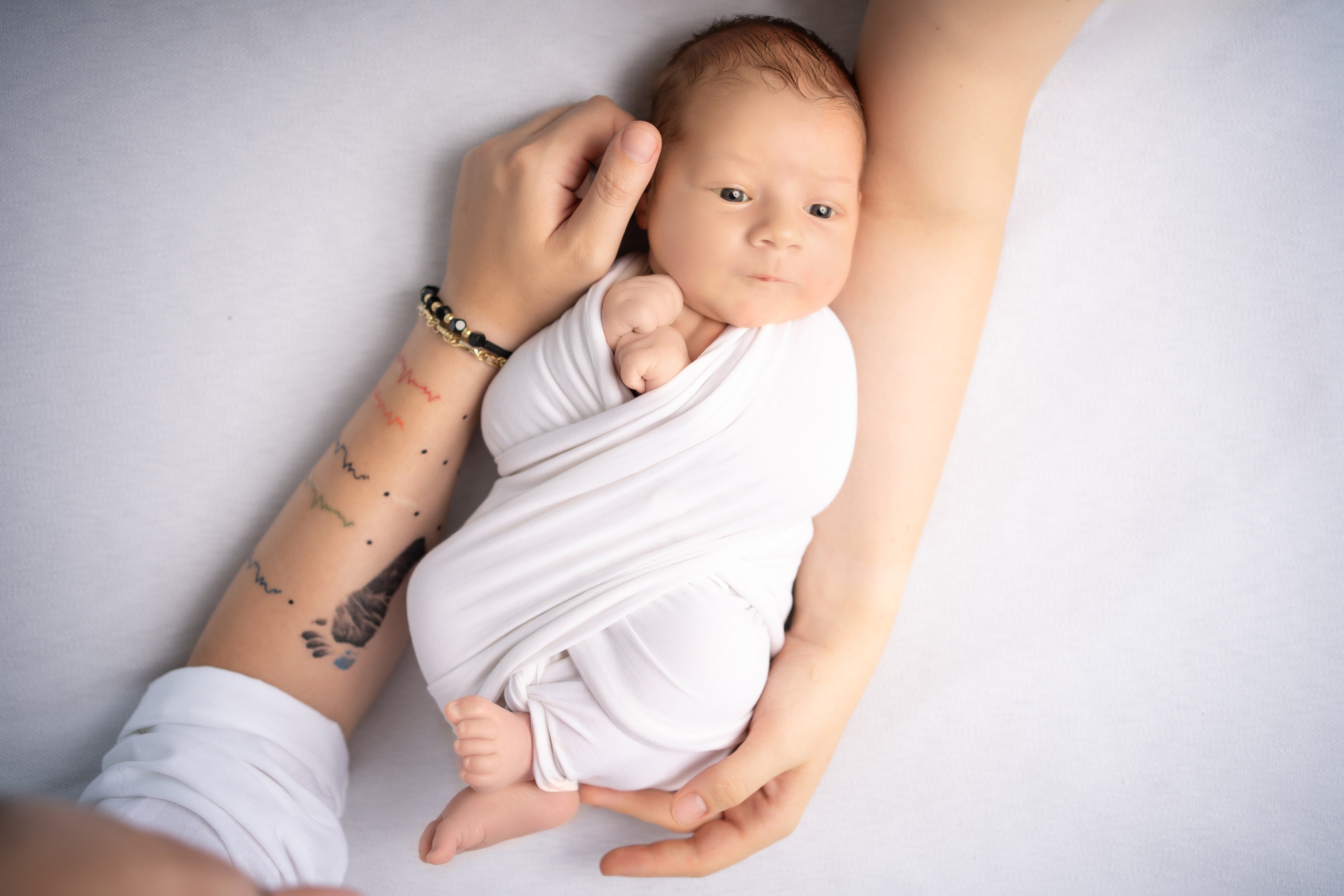 NEWBORN. BabyBumpbyCristinaH