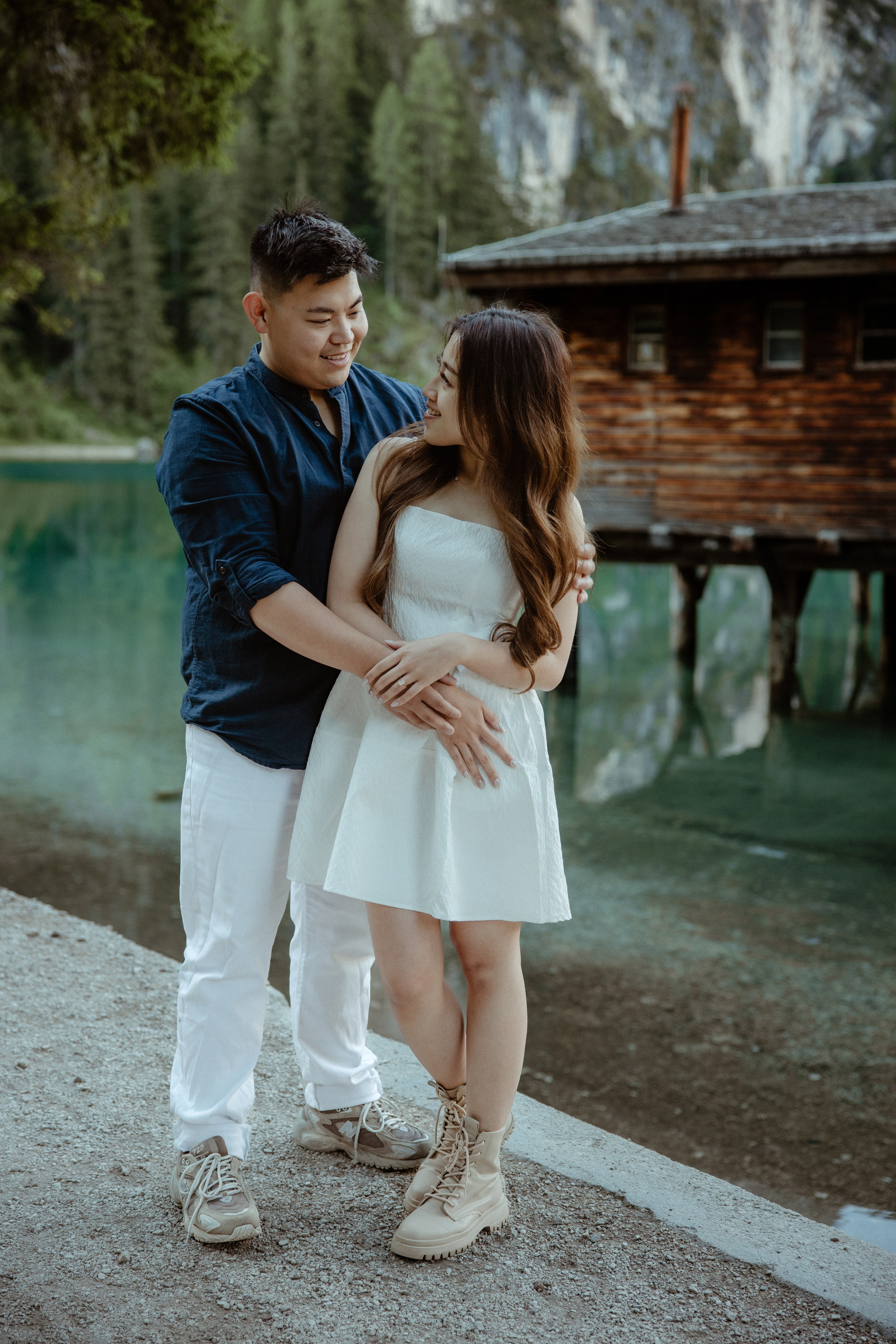 Sunrise proposal at Lago di Braies | Dreamy engagement in the Dolomites. Iceland elopement photographer & videographer
