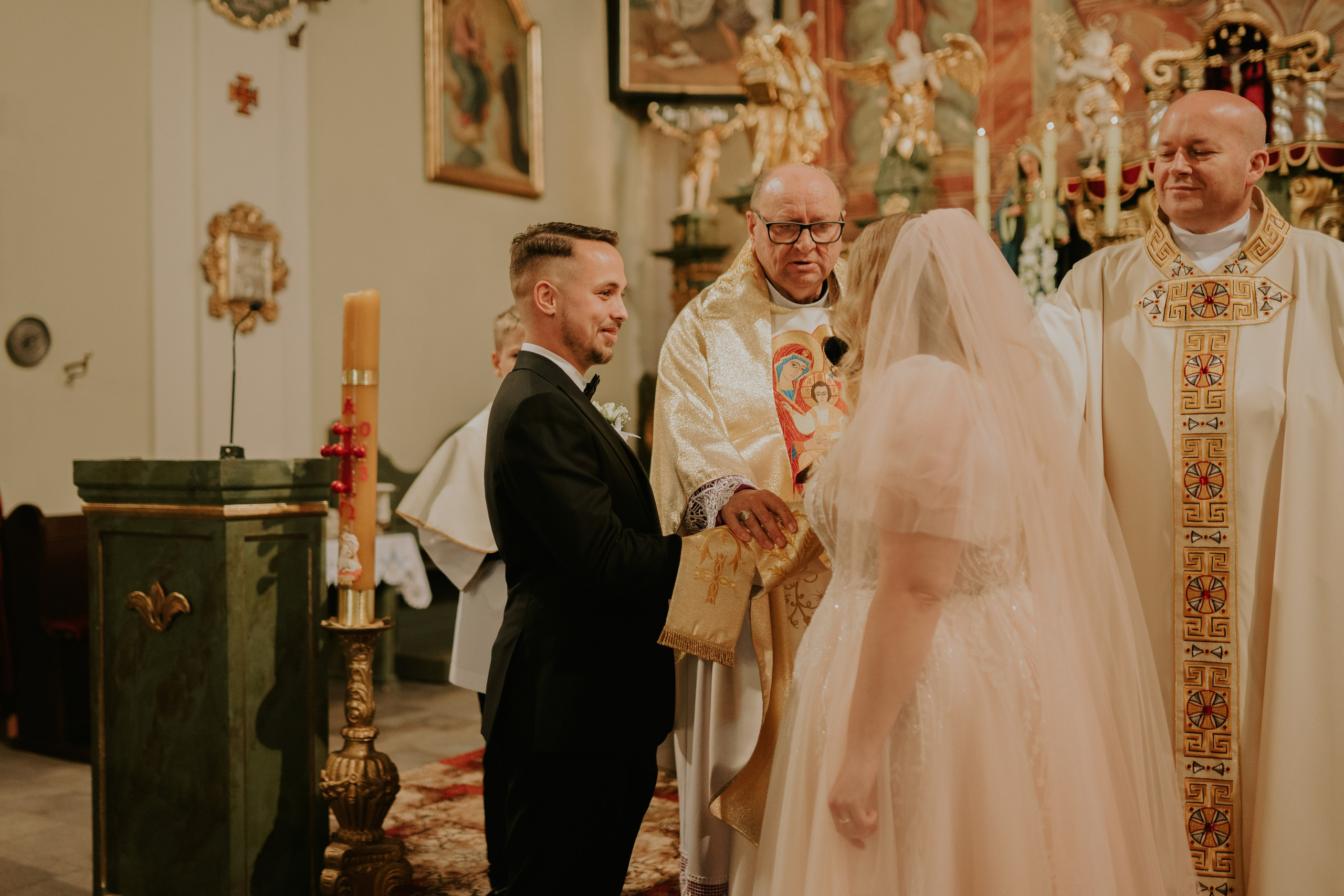 Trzy Drzewa: wspaniała uroczystość Wiktorii i Kamila. Karkowskafoto - fotografia miłości