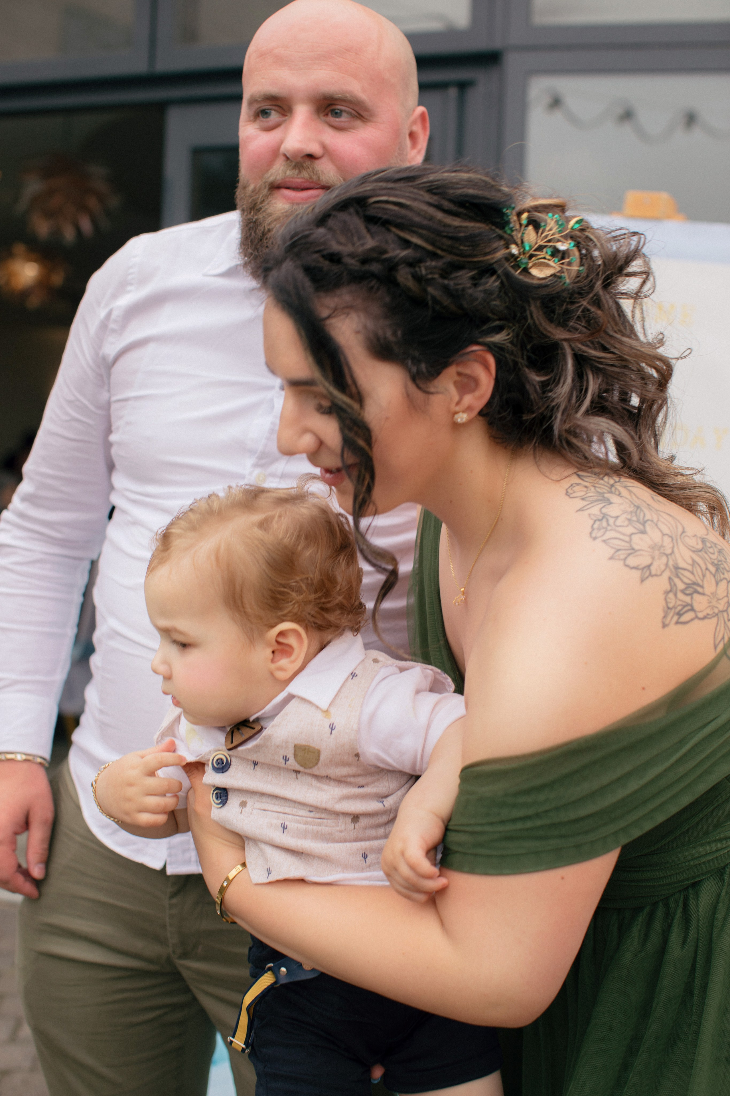 Dian is 1. Photographers in Hull and United Kingdom