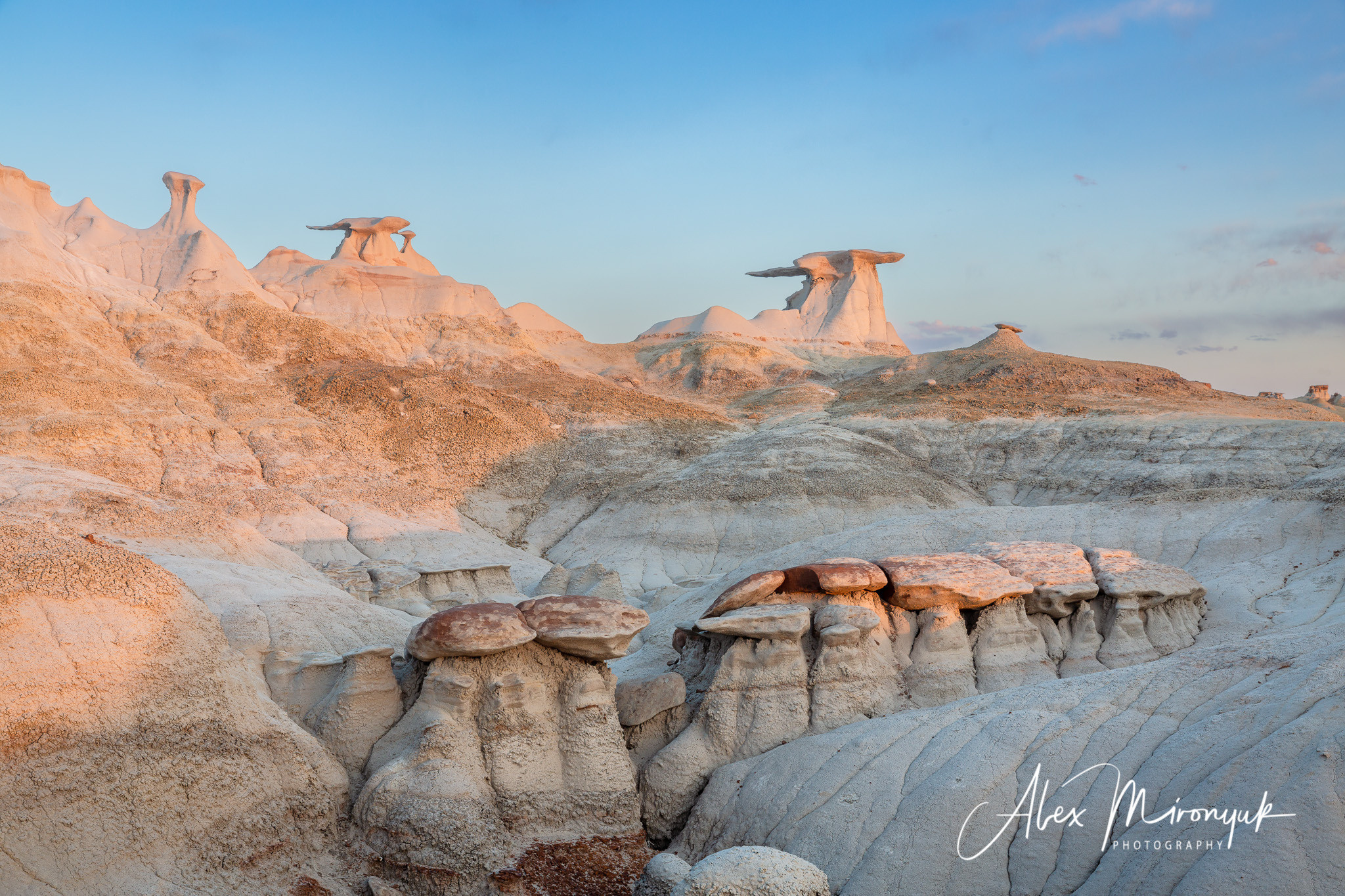 Badlands of New Mexico Unlimited. Pet, Senior, Landscape, portrait studio, photographer in Miami and Sou