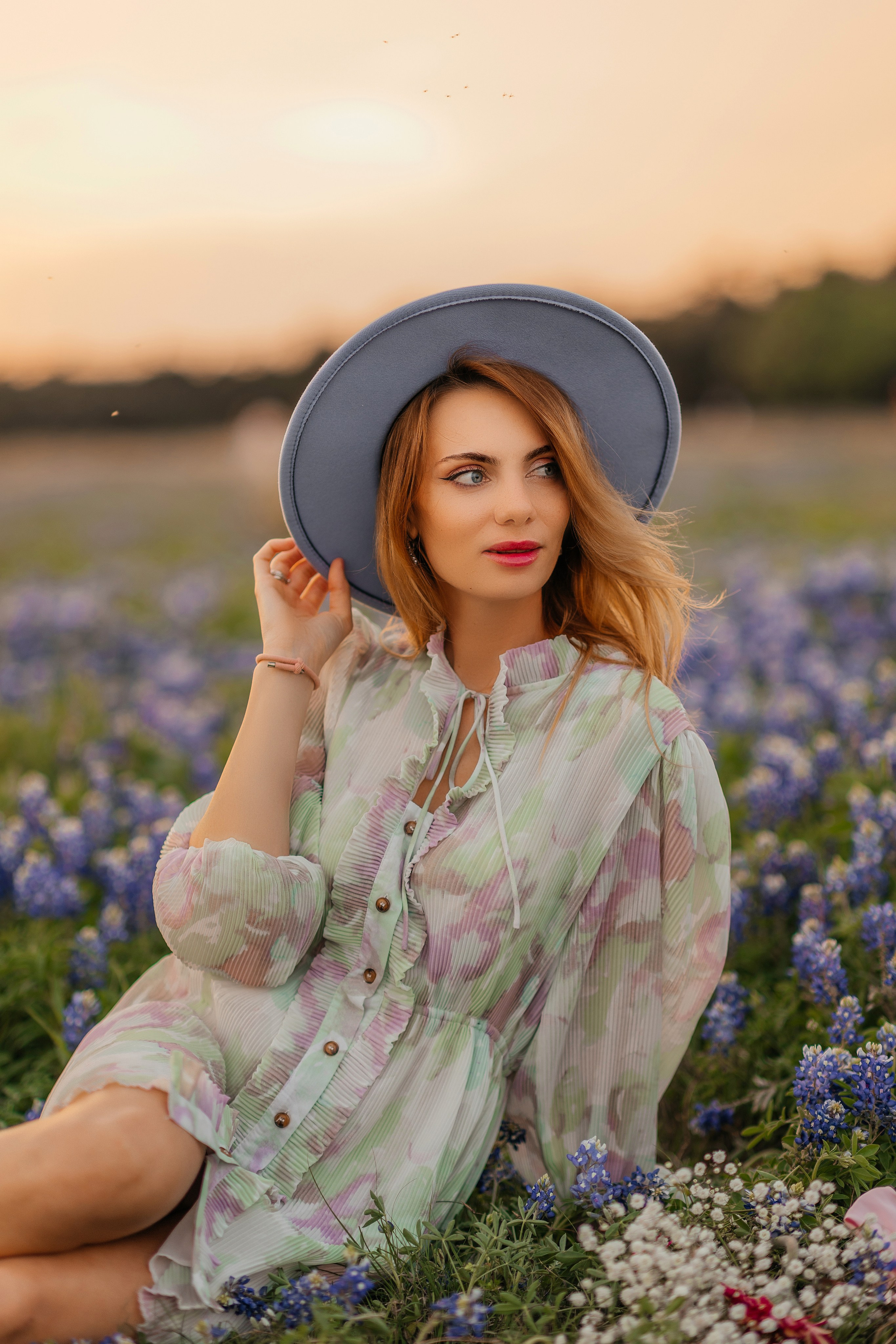 Bluebonnet Mini Session. Professional Photography in Austin, TX — Family, Newborn, Maternity