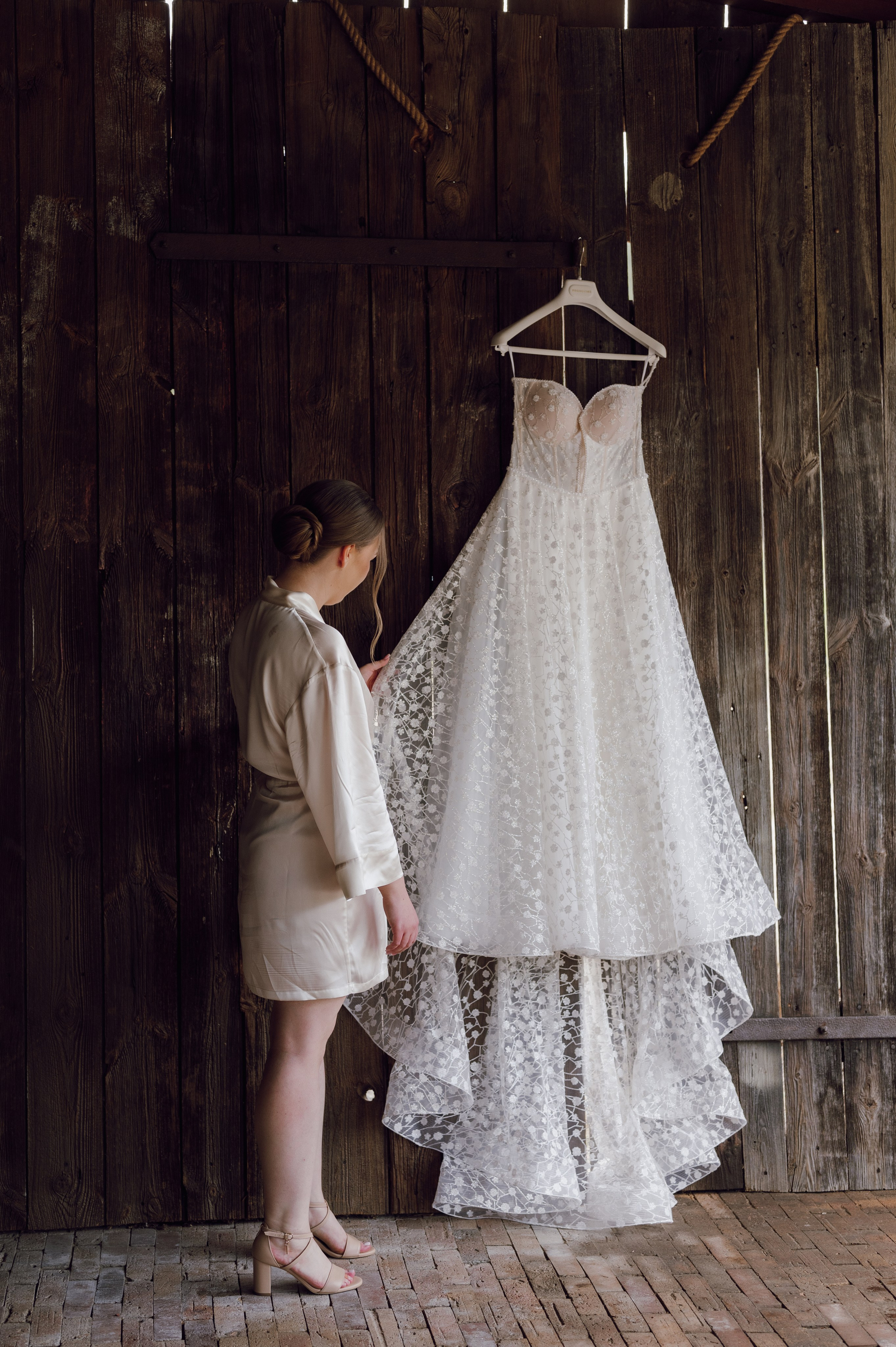 Kasia & Kuba | Wesele w stodole Owczarnia. Ślubny fotograf Poznań | Oliwia Makara