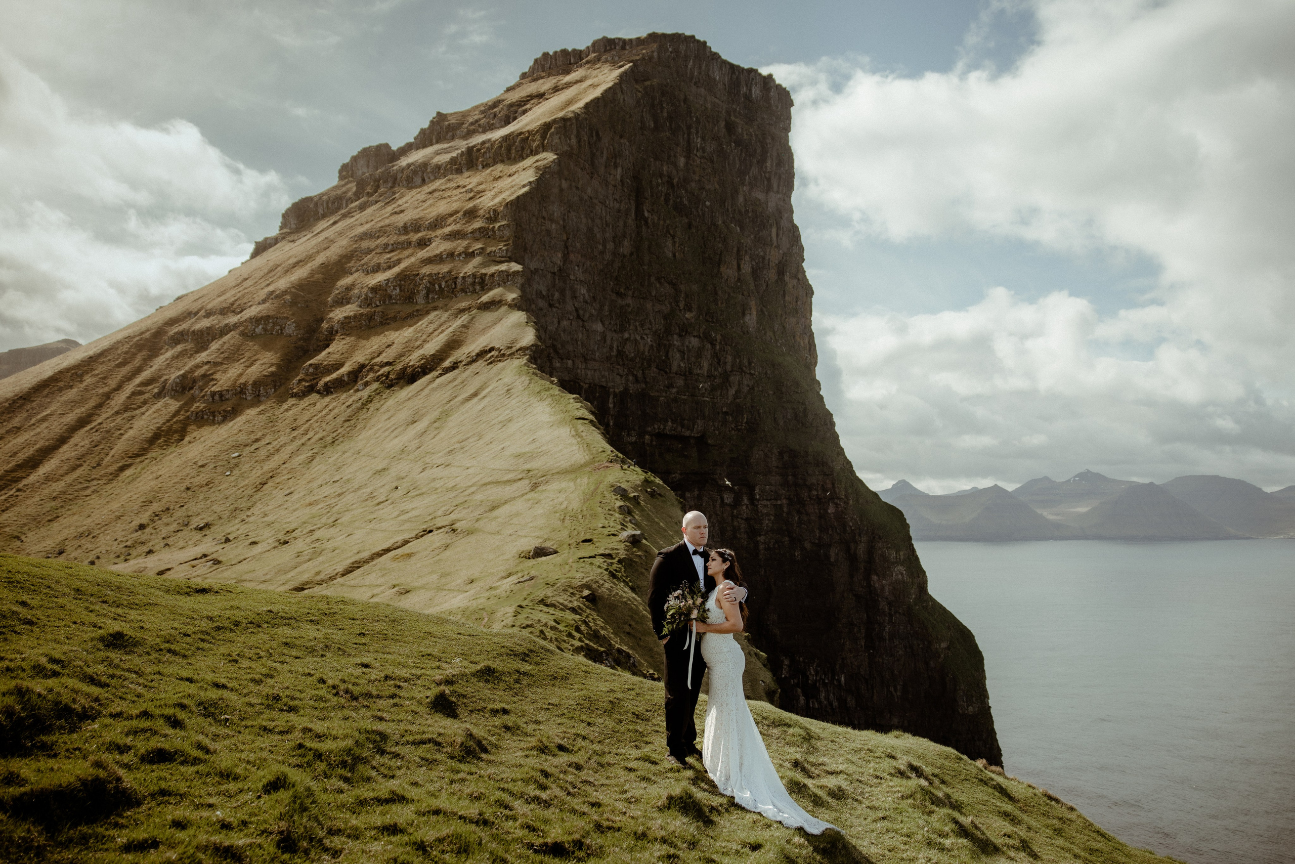 Elope at Faroe islands to celebrate 10 years anniversary. Iceland elopement photographer & videographer