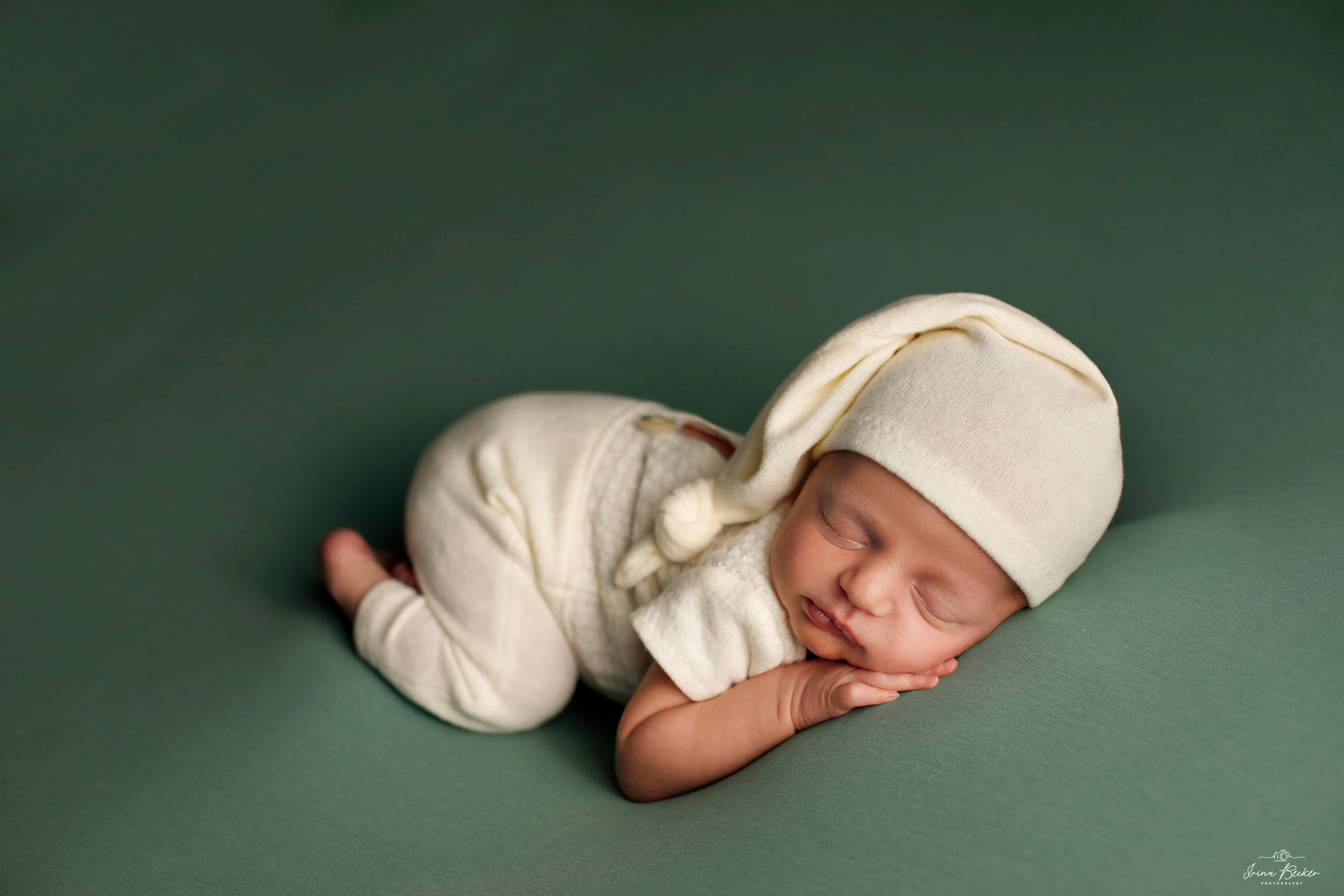 Babyfotograf Ulm; Babyfotograf Neu-Ulm; Babyfotograf Münsingen; Babyfotograf Metzingen; Babyfotograf Göppingen; Babyfotograf Tübingen; Babyfotograf Memmingen; Babyfotograf Reutlingen; Babyfotograf Stuttgart; Babyfotograf Günzburg; Babyfotograf Biberach an der Riss; Babyfotograf Alb-Donau-Kreis; Babyfotograf Bad Saulgau; Babyfotograf Bad Waldsee; Babyfotograf Ehingen; neugeborenenfotografie Ulm; neugeborenenfotografie Neu-Ulm; neugeborenenfotografie Stuttgart; neugeborenenfotografie Metzingen; neugeborenenfotografie Münsingen; neugeborenenfotografie Bad Saulgau; neugeborenenfotografie Bad Waldsee; neugeborenenfotografie Ehingen; neugeborenenfotografie Langenau; neugeborenenfotografie Ravensburg; neugeborenenfotografie Sigmaringen; Fograf Ulm; Fotograf Ehingen; Fotograf Bad Waldsee; Newborn Shooting Ulm; Babyshooting Ulm; Babyshooting Memmingen; Babyshooting Günzburg; Babyfotograf Laupheim; Babyfotograf Riedlingen; Babyfotograf Biberach an der Riß; pregnancy; Baby; Babyfotograf Biberach an der Riß; Babyfotograf Erbach; Babyfotograf Blaubeuren; Baby Photograph Ulm, cake-smash fotograf ulm, cake-smash stuttgart, cake-smash metzingen, erste geburtstag ulm, ein jahr alt