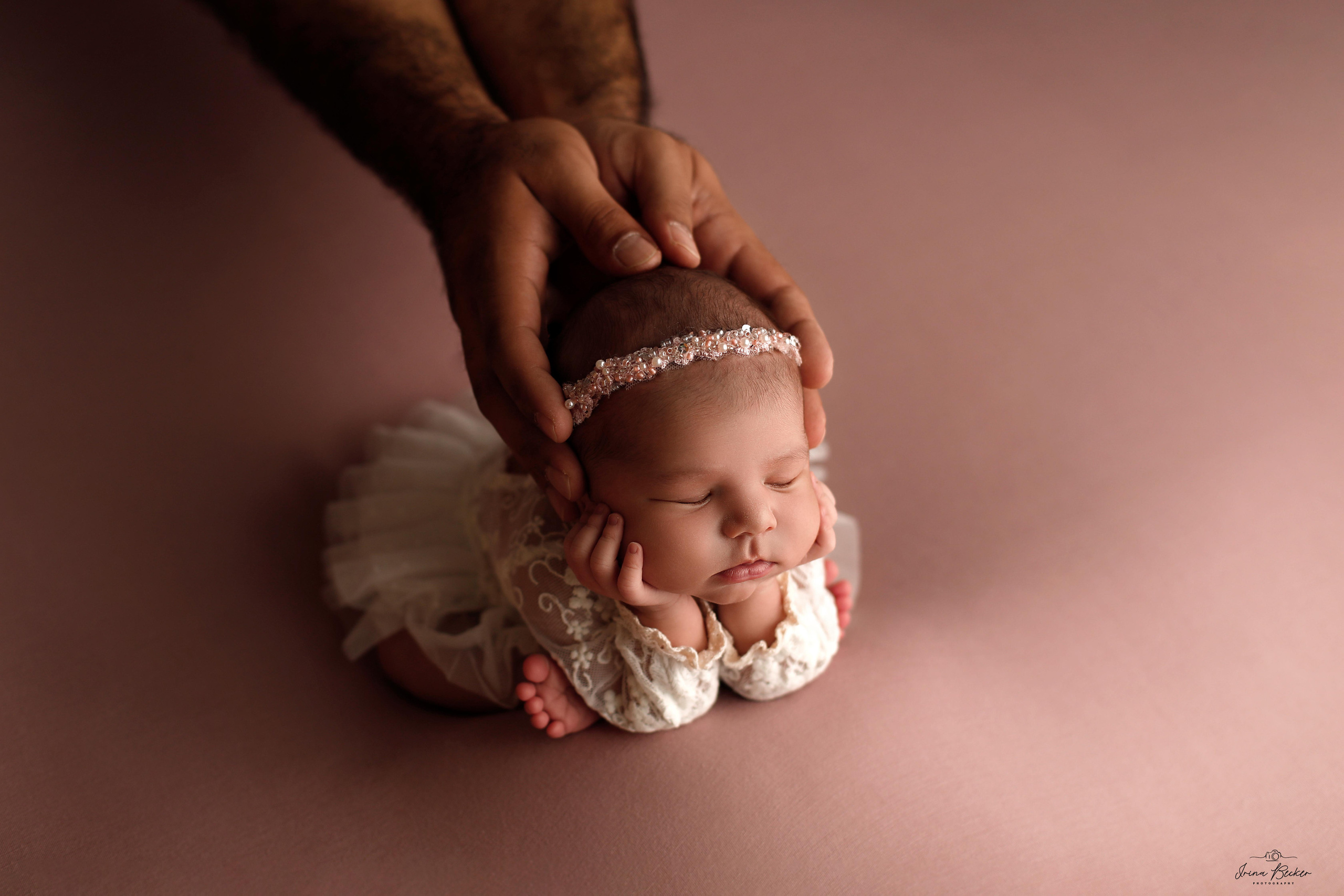 Babyfotograf Ulm, Babyfotograf Neu-Ulm, Babyfotograf Münsingen, Babyfotograf Metzingen, Babyfotograf Göppingen, Babyfotograf Tübingen, Babyfotograf Memmingen, Babyfotograf Reutlingen, Babyfotograf Stuttgart, Babyfotograf Günzburg, Babyfotograf Biberach an der Riss, Babyfotograf Alb-Donau-Kreis, Babyfotograf Bad Saulgau, Babyfotograf Bad Waldsee, Babyfotograf Ehingen, neugeborenenfotografie Ulm, neugeborenenfotografie Neu-Ulm, neugeborenenfotografie Stuttgart, neugeborenenfotografie Metzingen, neugeborenenfotografie Münsingen, neugeborenenfotografie Bad Saulgau, neugeborenenfotografie Bad Waldsee, neugeborenenfotografie Ehingen, neugeborenenfotografie Langenau, neugeborenenfotografie Ravensburg, neugeborenenfotografie Sigmaringen, Fograf Ulm, Fotograf Ehingen, Fotograf Bad Waldsee