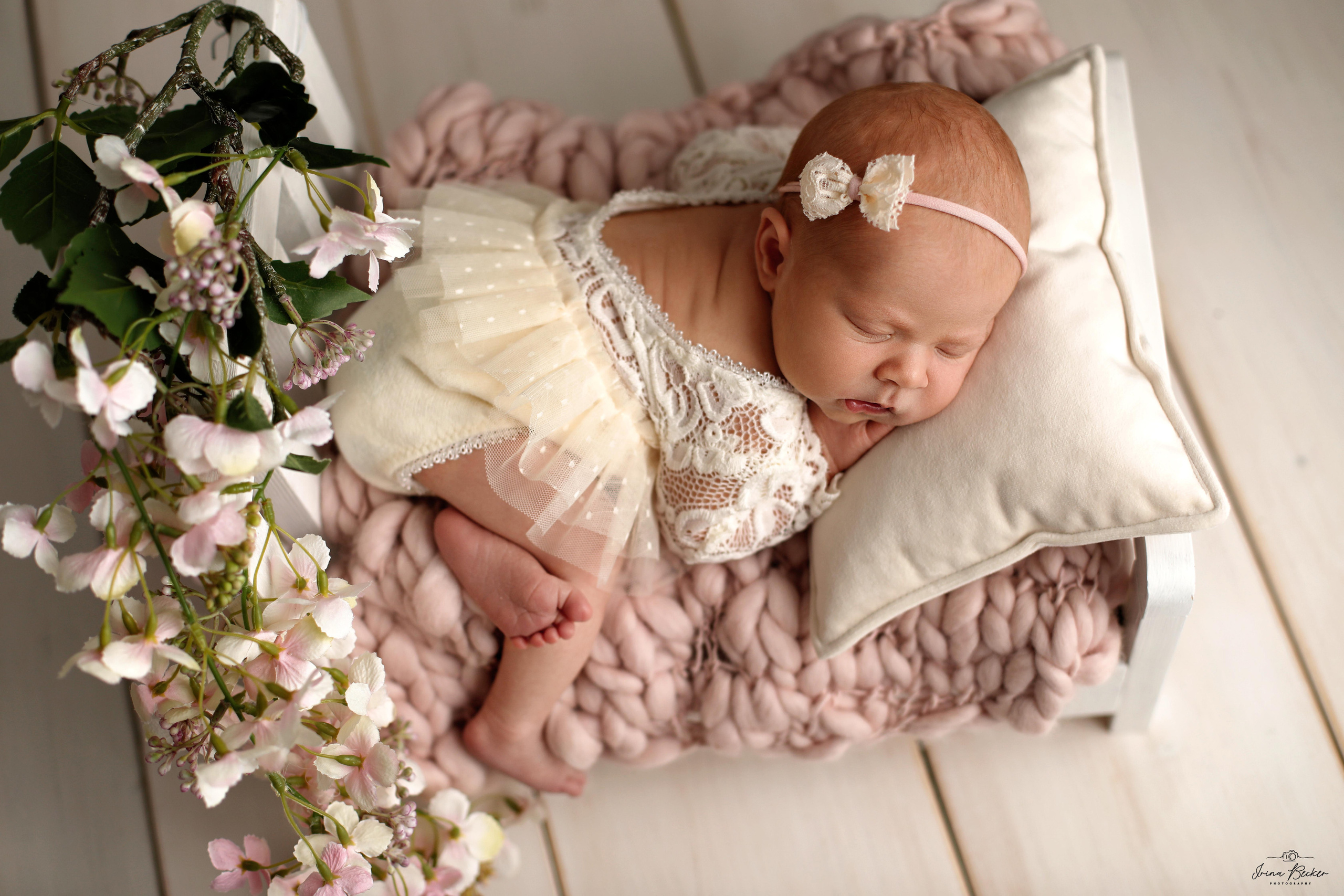 Babyfotograf Ulm; Babyfotograf Neu-Ulm; Babyfotograf Münsingen; Babyfotograf Metzingen; Babyfotograf Göppingen; Babyfotograf Tübingen; Babyfotograf Memmingen; Babyfotograf Reutlingen; Babyfotograf Stuttgart; Babyfotograf Günzburg; Babyfotograf Biberach an der Riss; Babyfotograf Alb-Donau-Kreis; Babyfotograf Bad Saulgau; Babyfotograf Bad Waldsee; Babyfotograf Ehingen; neugeborenenfotografie Ulm; neugeborenenfotografie Neu-Ulm; neugeborenenfotografie Stuttgart; neugeborenenfotografie Metzingen; neugeborenenfotografie Münsingen; neugeborenenfotografie Bad Saulgau; neugeborenenfotografie Bad Waldsee; neugeborenenfotografie Ehingen; neugeborenenfotografie Langenau; neugeborenenfotografie Ravensburg; neugeborenenfotografie Sigmaringen; Fograf Ulm; Fotograf Ehingen; Fotograf Bad Waldsee; Newborn Shooting Ulm; Babyshooting Ulm; Babyshooting Memmingen; Babyshooting Günzburg; Babyfotograf Laupheim; Babyfotograf Riedlingen; Babyfotograf Biberach an der Riß; pregnancy; Baby; Babyfotograf Biberach an der Riß; Babyfotograf Erbach; Babyfotograf Blaubeuren; Baby Photograph Ulm, cake-smash fotograf ulm, cake-smash stuttgart, cake-smash metzingen, erste geburtstag ulm, ein jahr alt