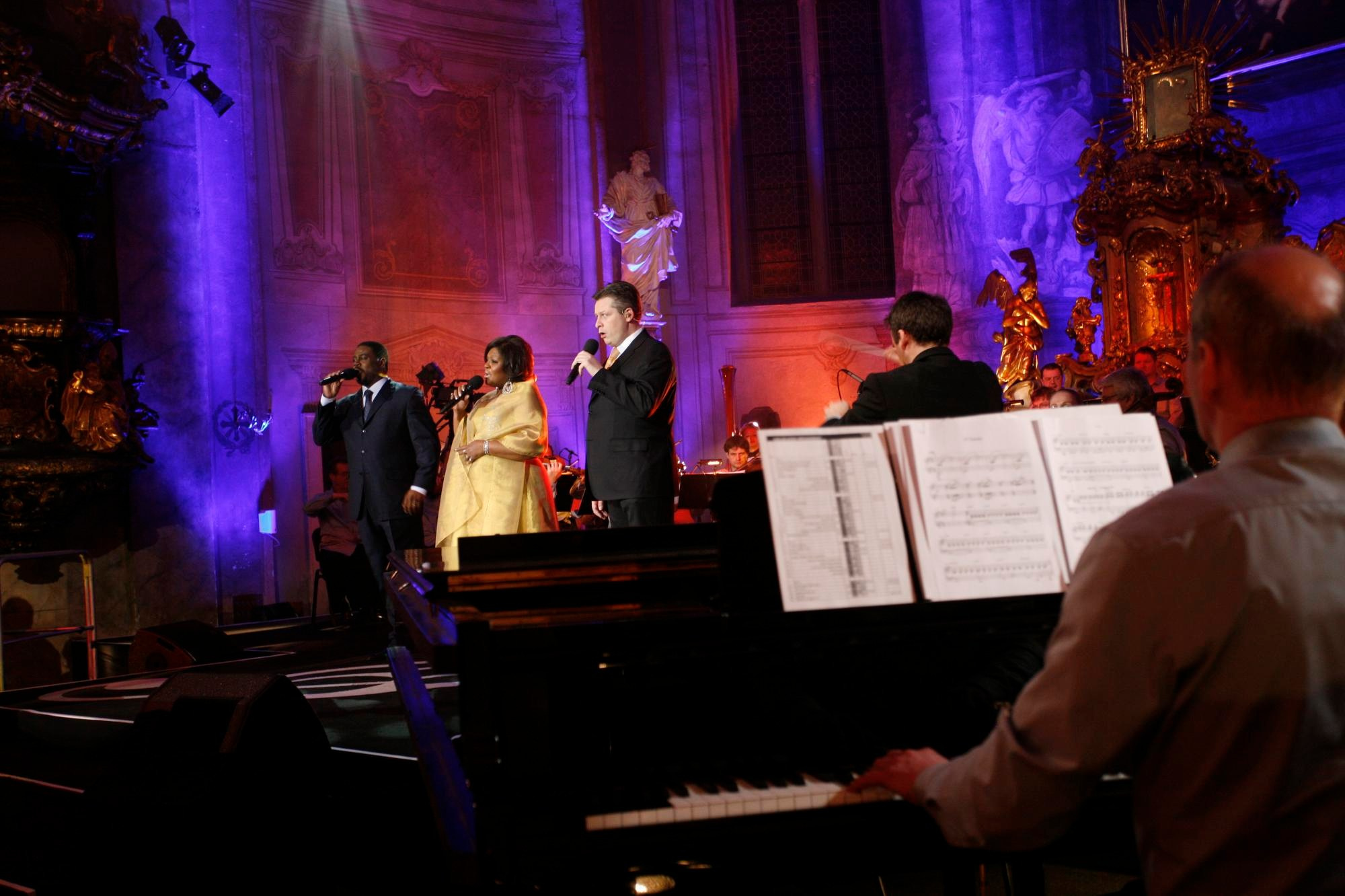 Television Still Photographer. Prague MICE, Corporate & Event Photographer | Kurt Vinion Photography