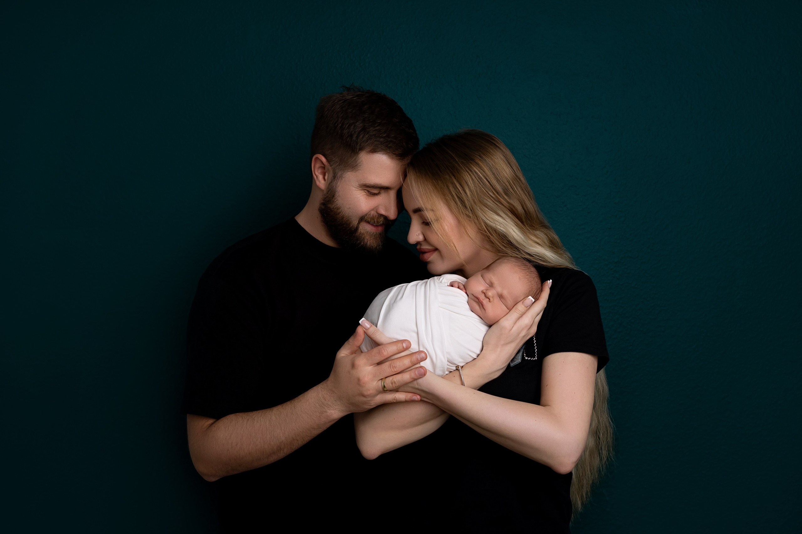 Neugeborenenfotos in Berlin – Studio oder bei Ihnen zu Hause