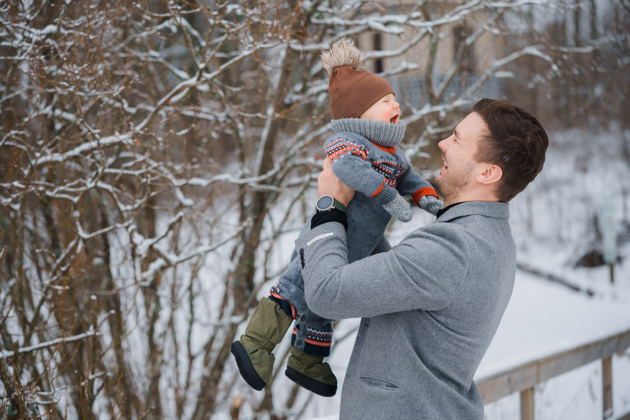 Perhekuvaus mijöössä Laajalahdessa
