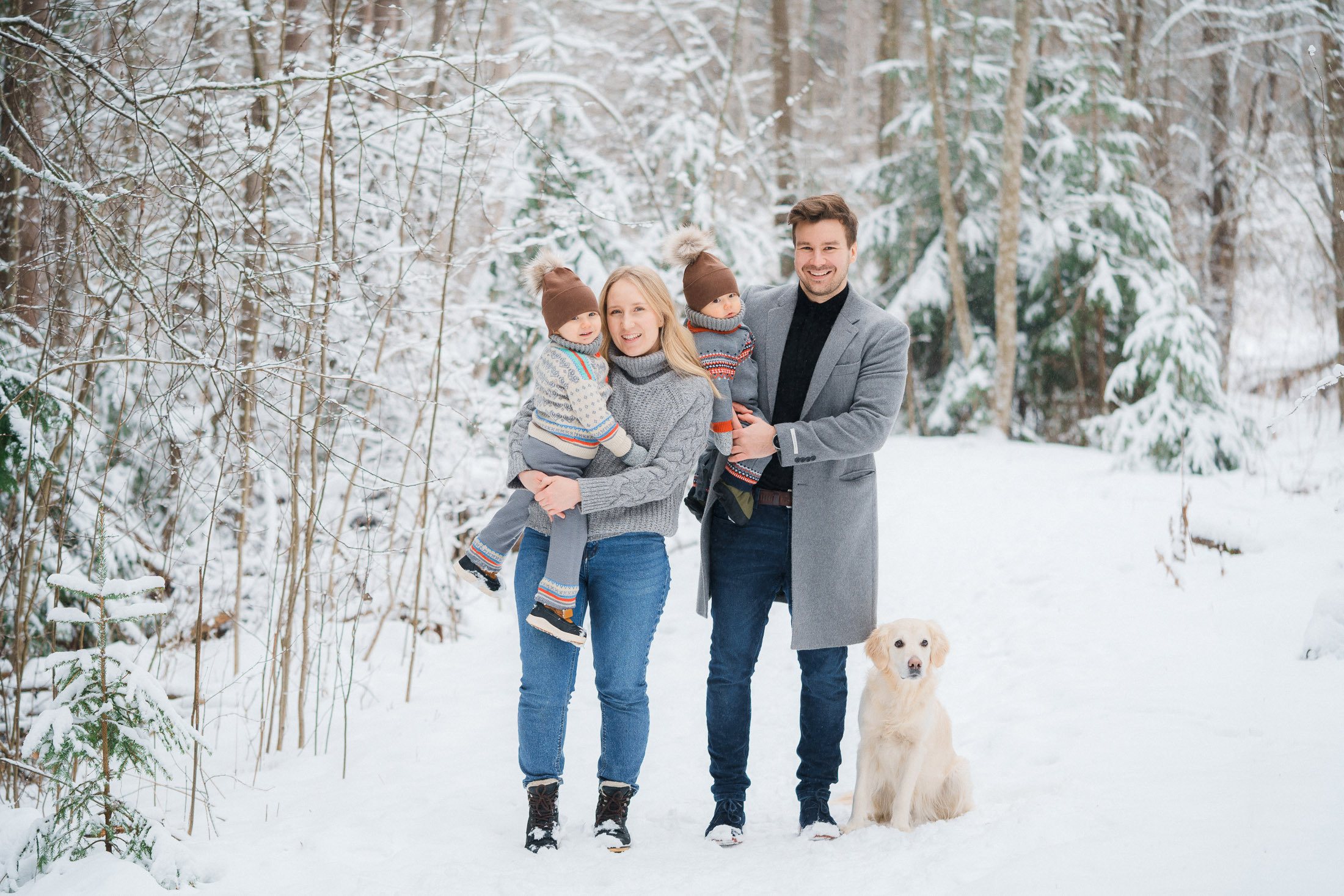 Perhekuvaus mijöössä Laajalahdessa