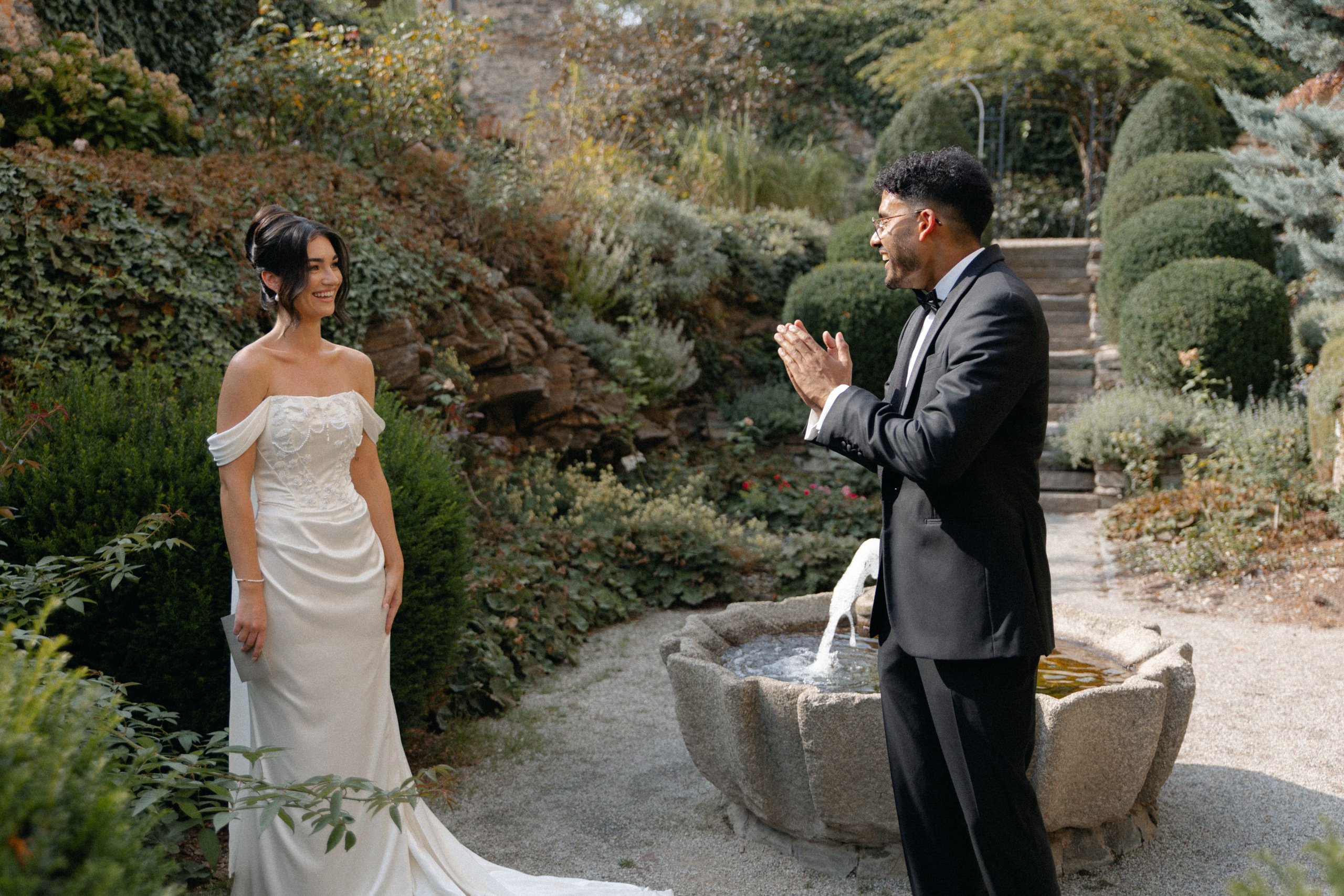 Elegant Castle Wedding in Austria | Alwin & Ruth’s Fairytale Celebration. Wedding photographer and videographer based in Timisoara, Romania