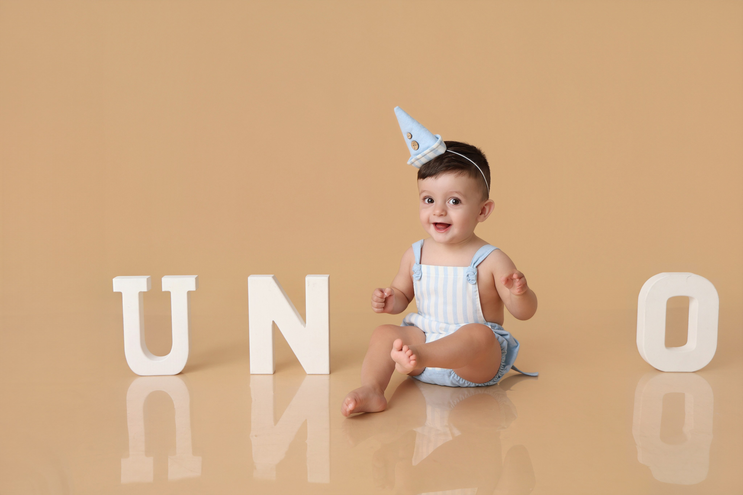 SMASH CAKE * cumpleaños. Fotografía de Eventos, Embarazo y Familiar en Pirineos