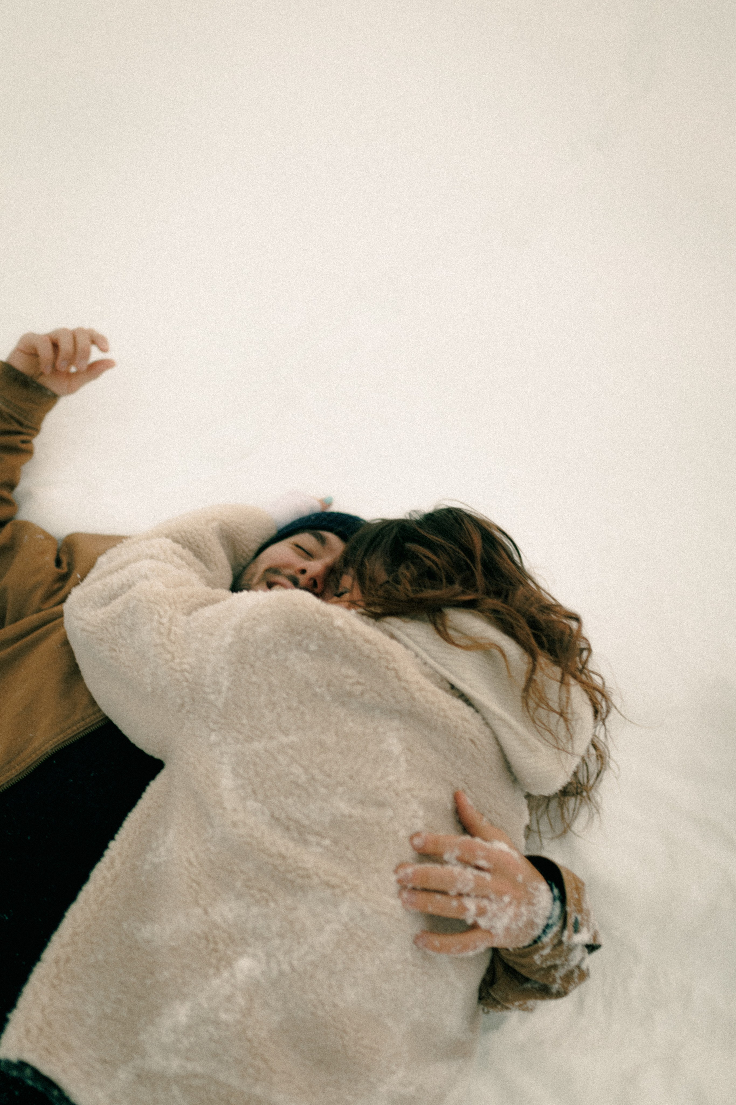 Snowy. Wedding photographer and videographer based in Timisoara, Romania