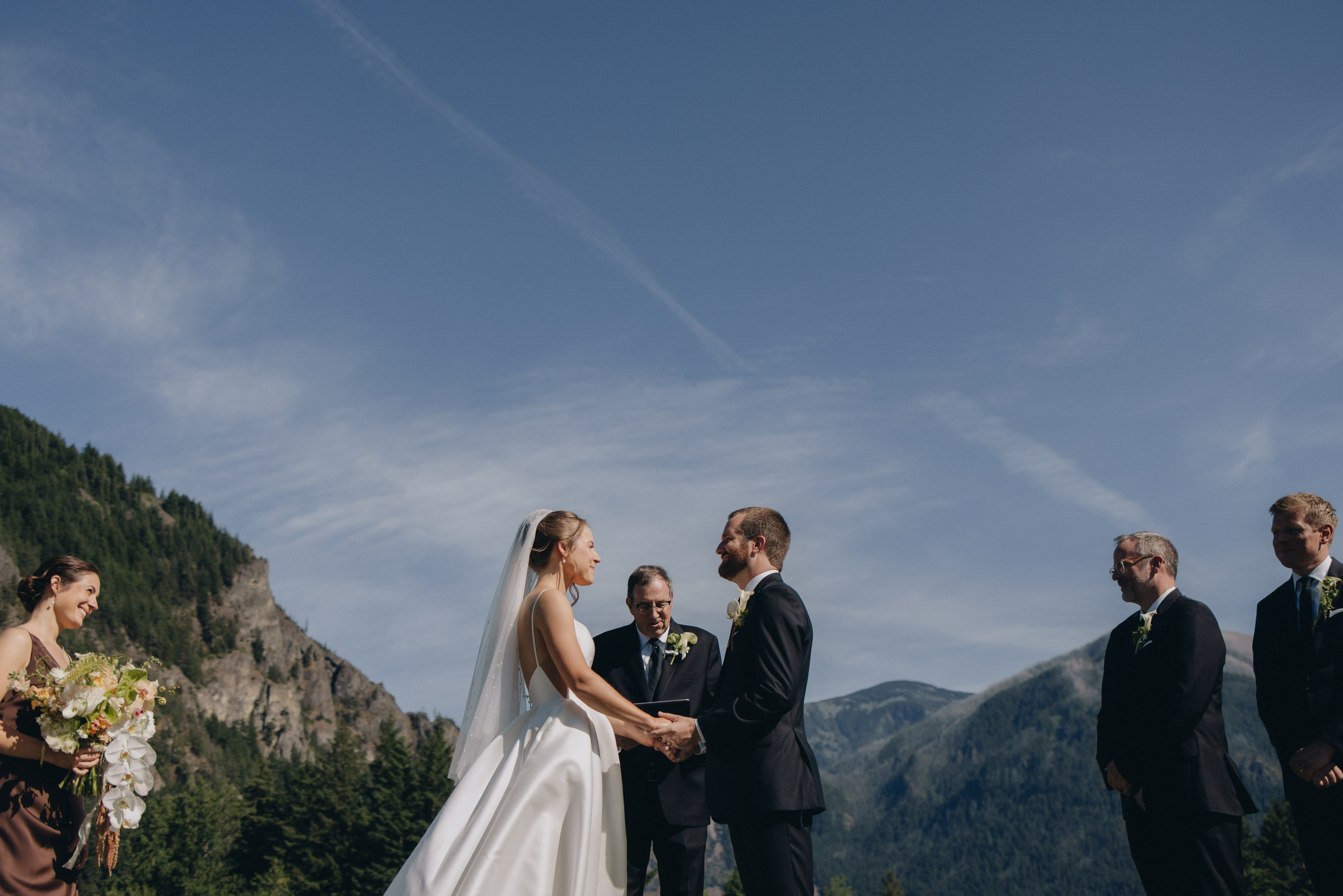 Wedding ceremony at Wind Mountain Ranch in the Columbia River Gorge