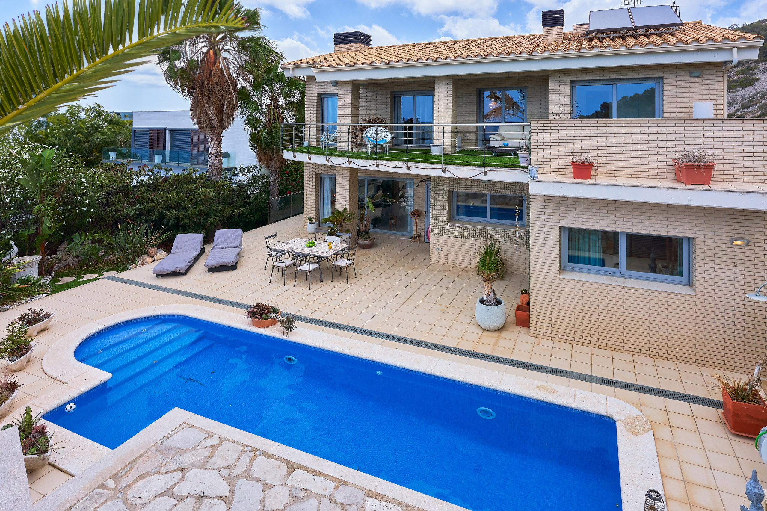 Property. Photographer @ Studio | Barcelona — Svyatoslav Usmyal