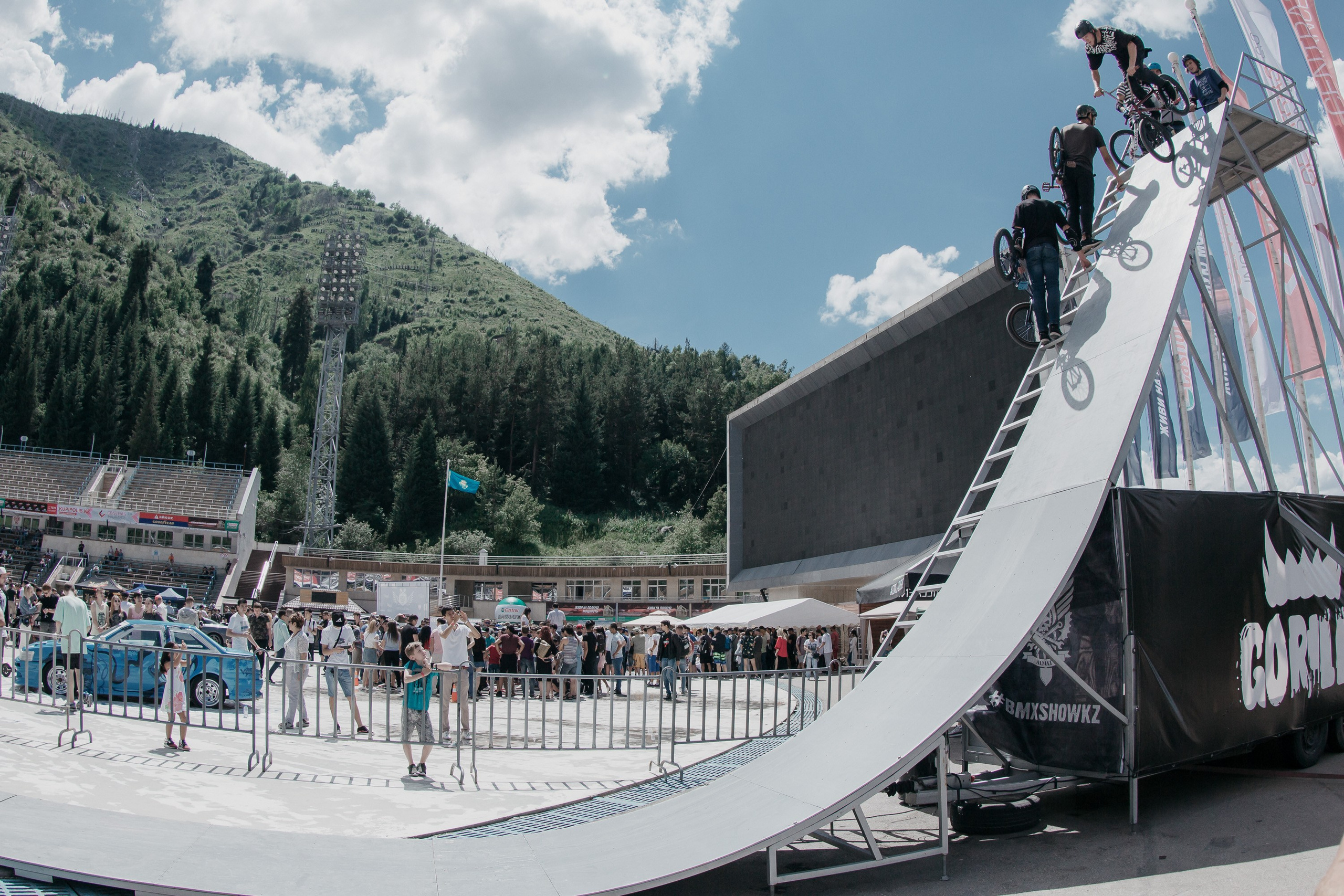 Event. I am a portrait and family photographer Jenny in Montreal and Calgary