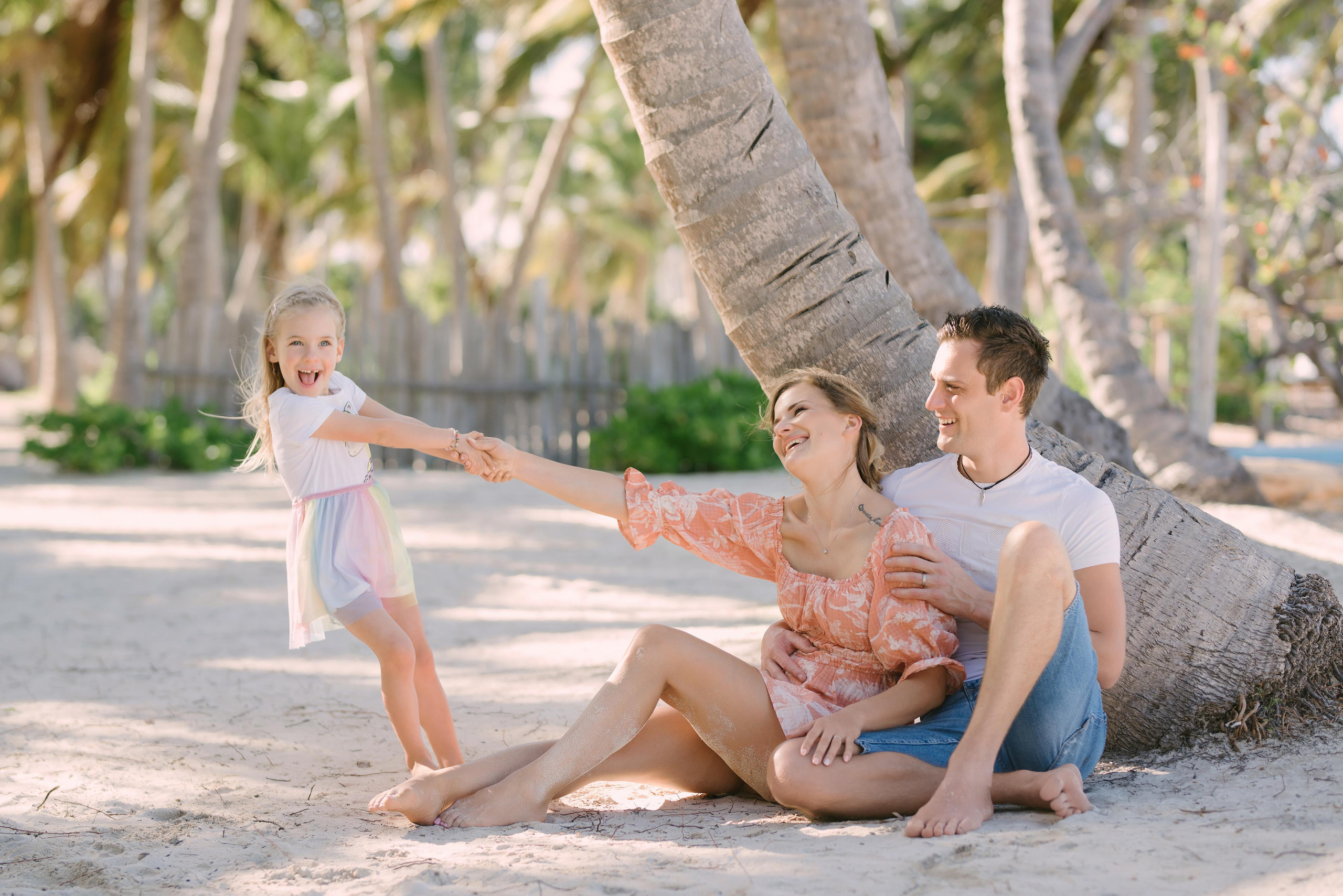 Portrait, event, marriage proposal, engagement, photography Punta Cana. Punta cana wedding family fashion photographer dominican republic, destination wedding photographer, elopement photography Punta Cana