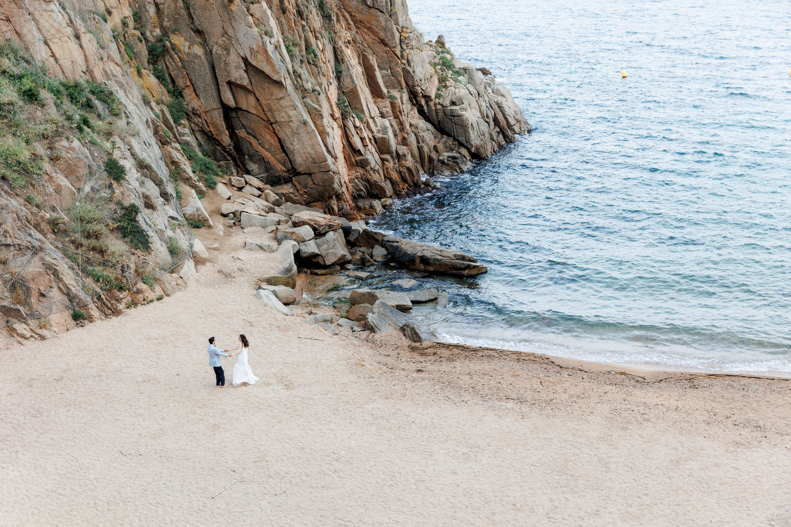 Couple Photography Prices. Wedding Photographer in Barcelona Lana Alekhina