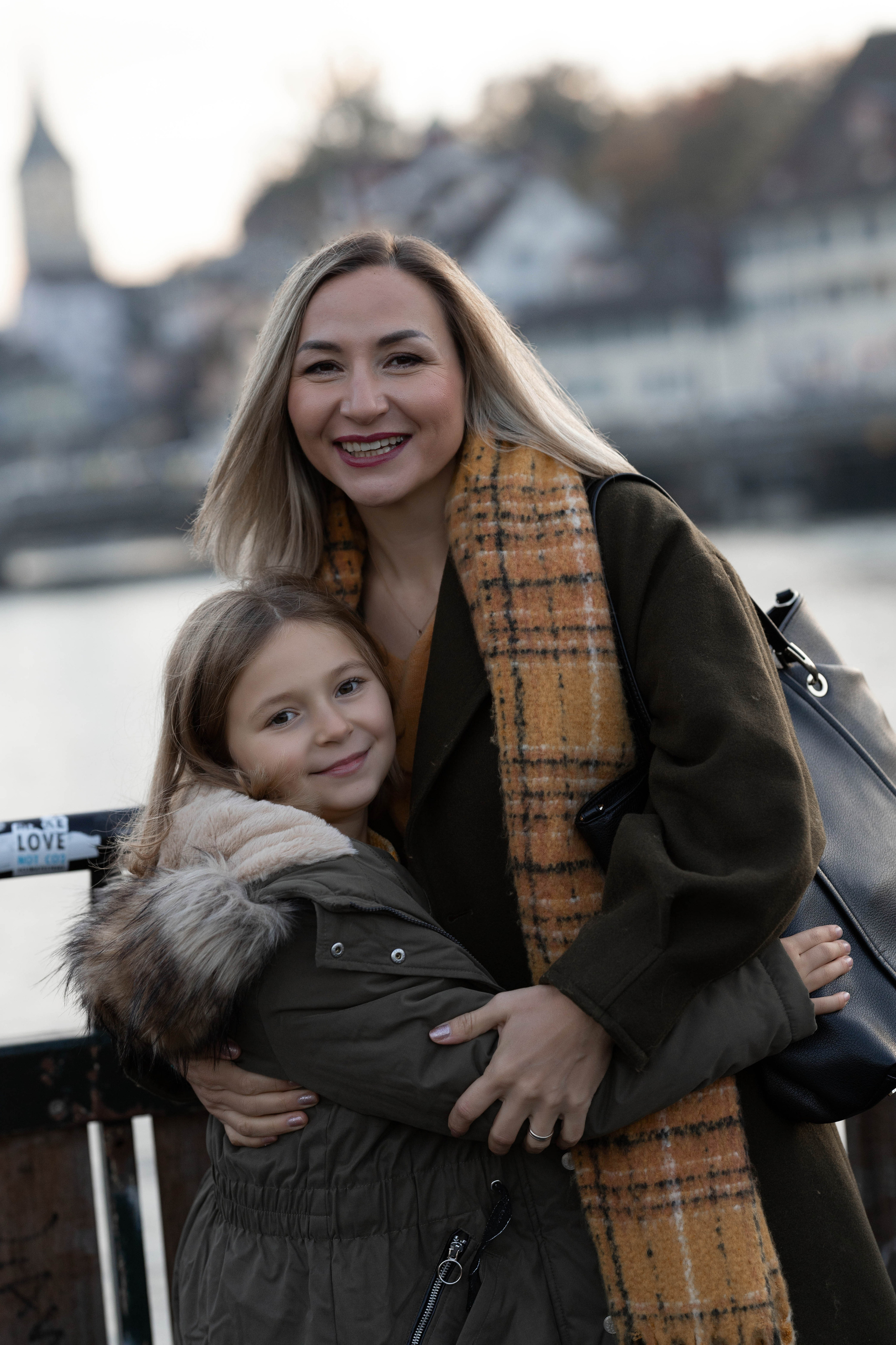 FotoStory „Mutter & Tochter“. FotoStory by Lana Gfeller / Kanton Zürich